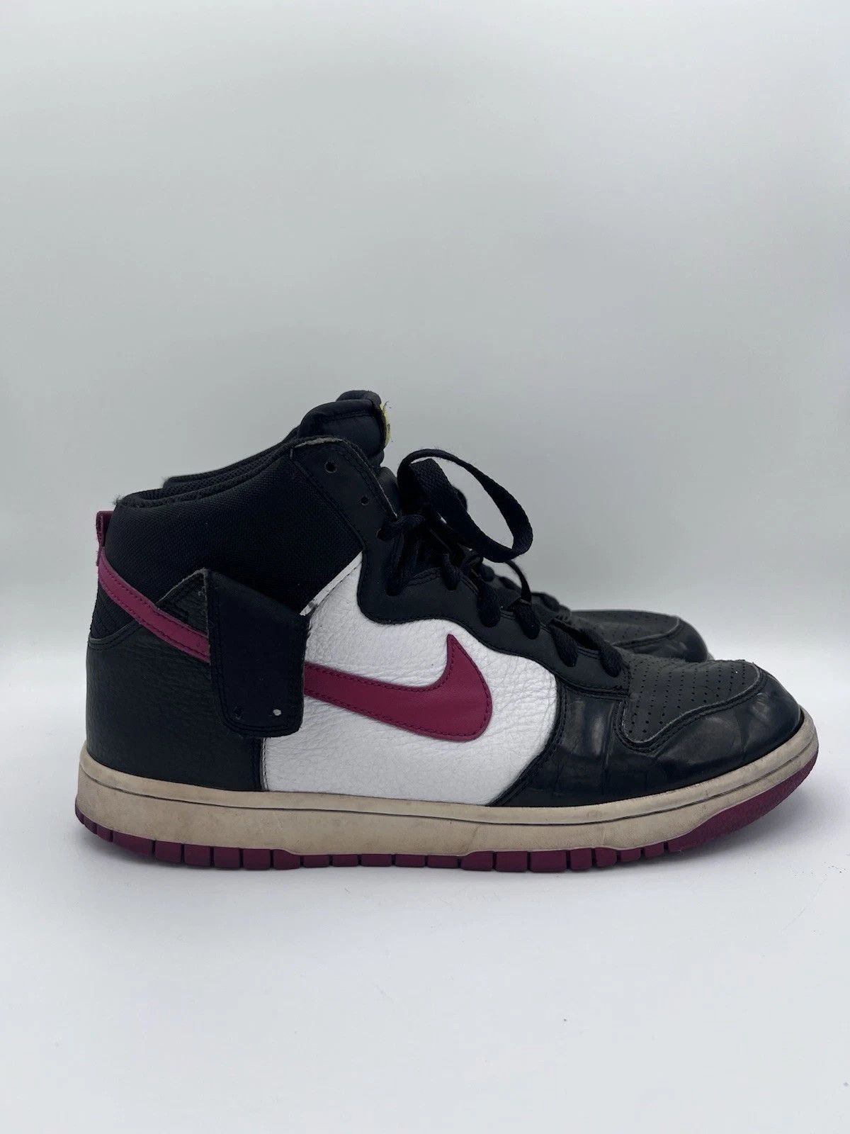 Nike Size 10.5 - Nike Dunk High 317982-061 Size US 10.5 / EU 43-44 - 1 Thumbnail