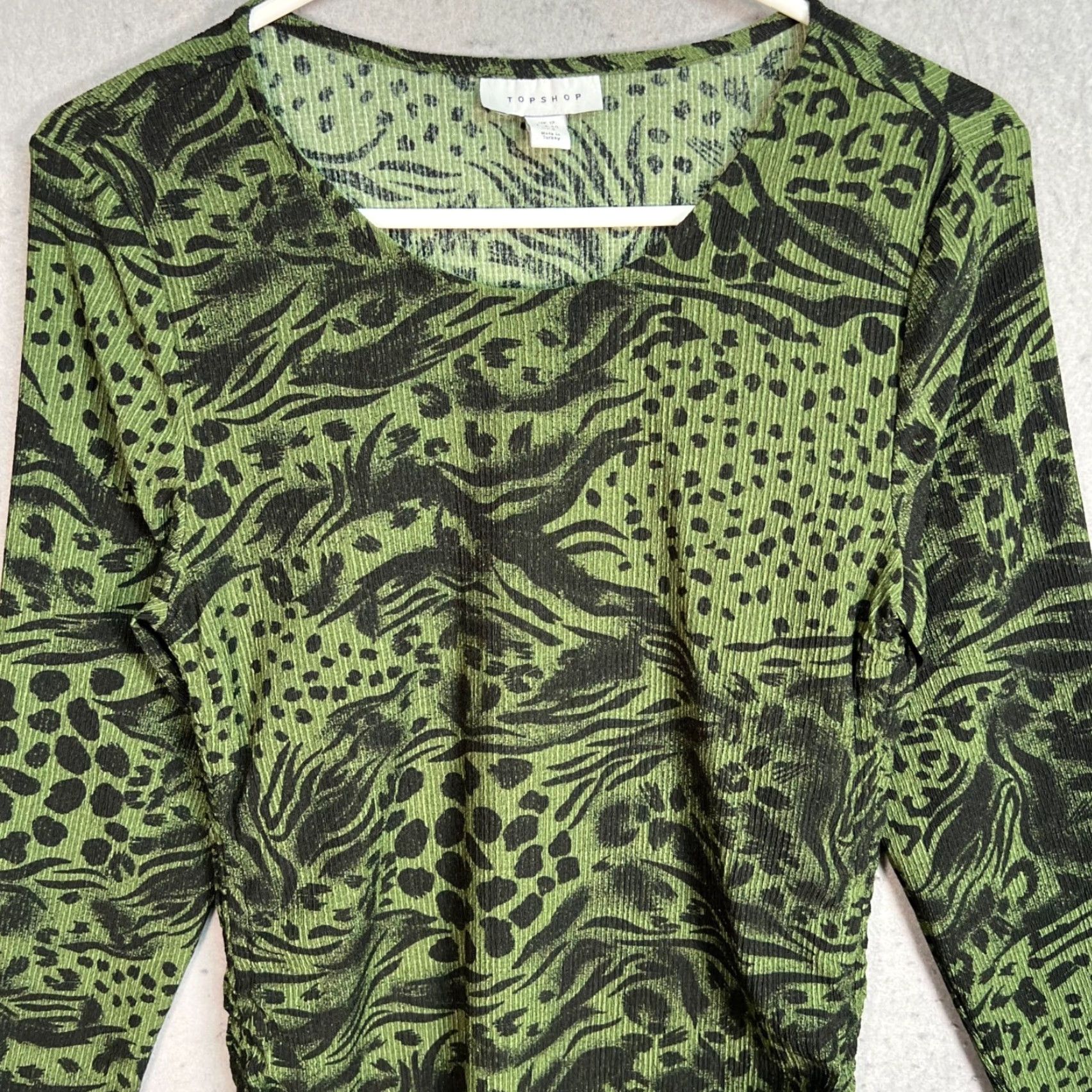 Topshop Topshop Animal Print Dress Women Size 8 Long Sleeve Ruched Mini Green Black Size M / US 6-8 / IT 42-44 - 5 Thumbnail