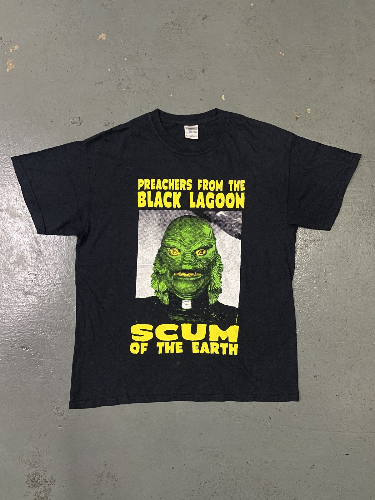 Gildan × Vintage Vintage Y2K Preachers from The Black Lagoon Movie Tshirts Size US L / EU 52-54 / 3 - 1 Thumbnail