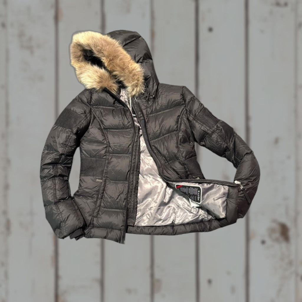 Pajar Pajar Canada Women’s Down Parka Quilted Jacket Black Real Fur Trim Hood Small Coat Jacket Parka Women’s Down Black Fur Trim Hood Small Size S / US 4 / IT 40 - 1 Thumbnail