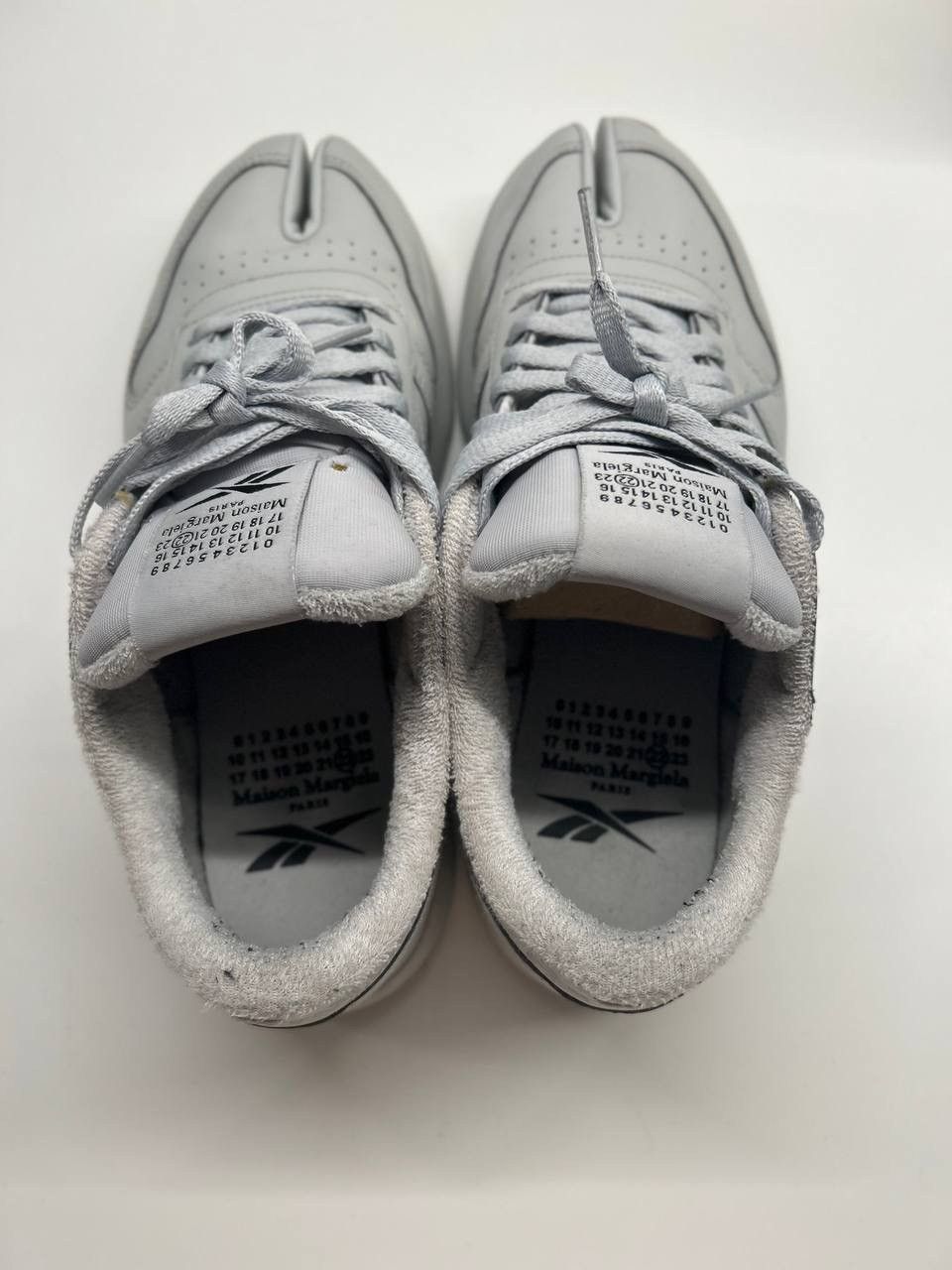 Maison Margiela × Reebok Maison Margiela x Reebok Classic Leather Tabi Size US 9 / EU 42 - 4 Thumbnail