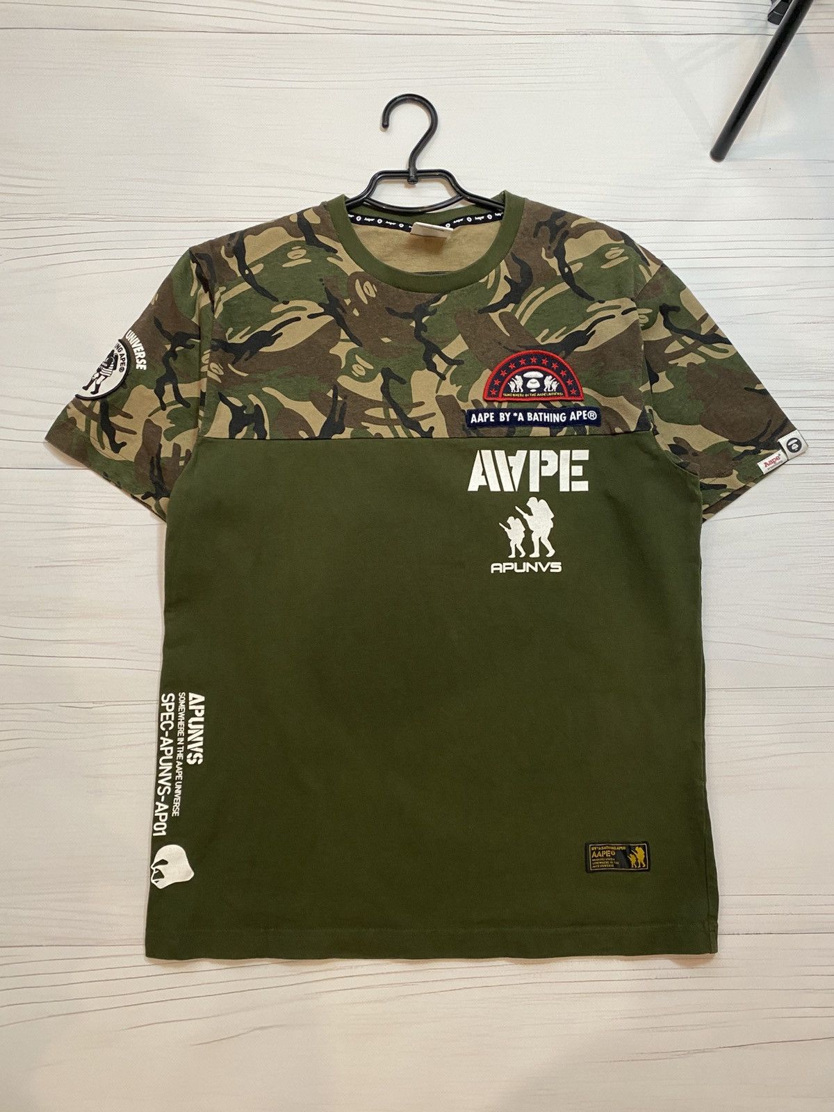 Aape Aape by A Bathing Ape Big logo y2k Camo T shirt Size US L / EU 52-54 / 3 - 1 Thumbnail