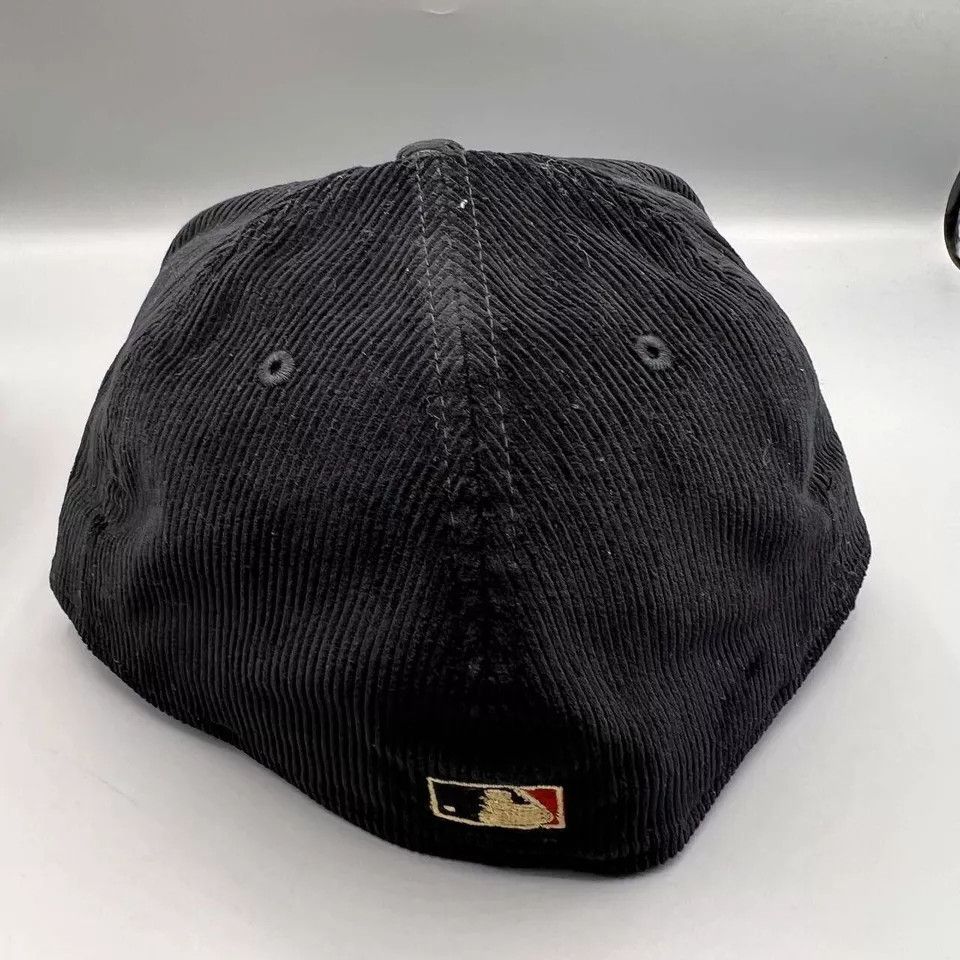 New Era Houston Astros Hat Men 7 5/8 Black Corduroy MLB Fitted Cap Size ONE SIZE - 5 Thumbnail