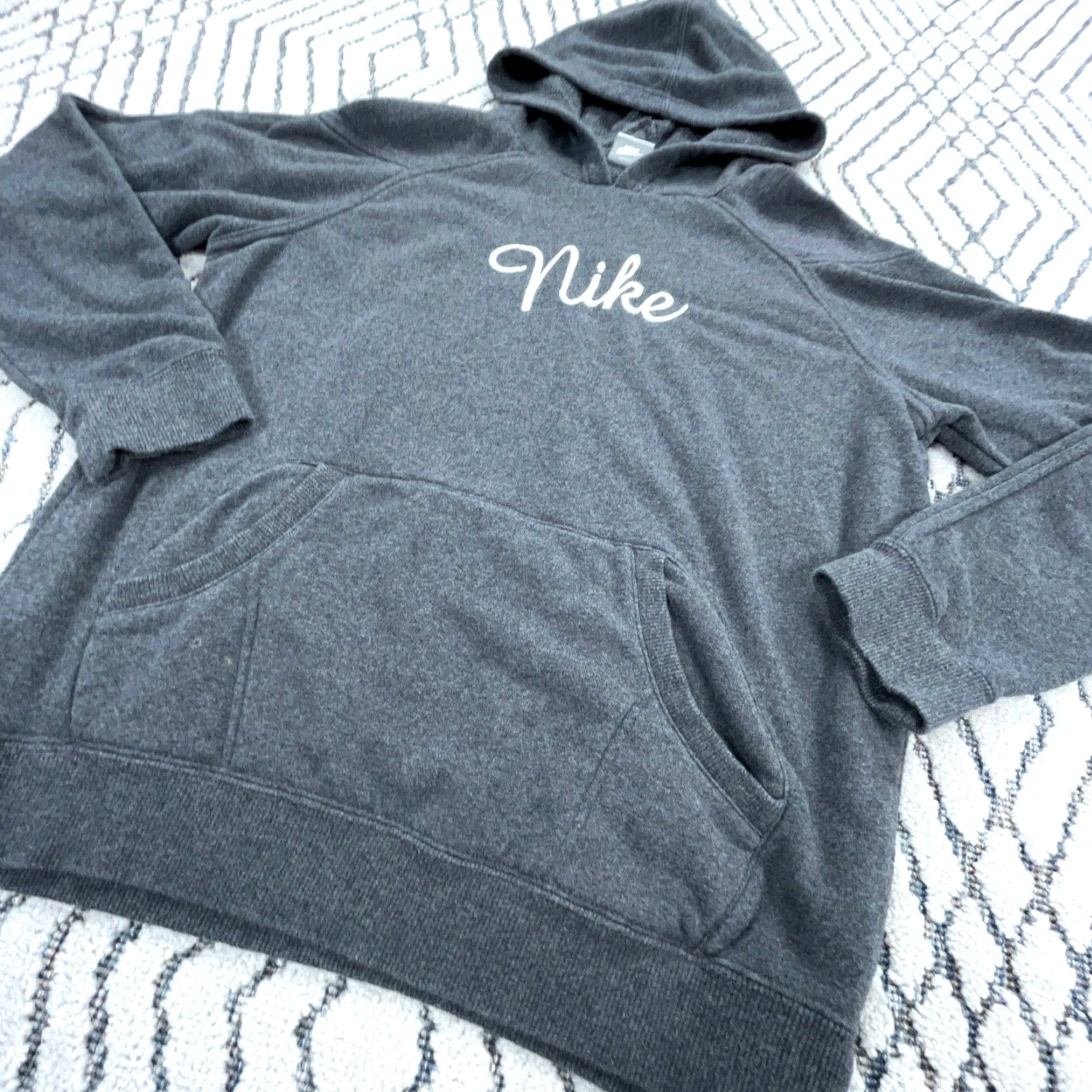 Nike VINTAGE Nike Hoodie Women L Gray White Logo Pockets All Seasons Hooded Sweatshirt 2000s, Y2K, Classic Sports Mens Women Girls Size L / US 10 / IT 46 - 3 Thumbnail
