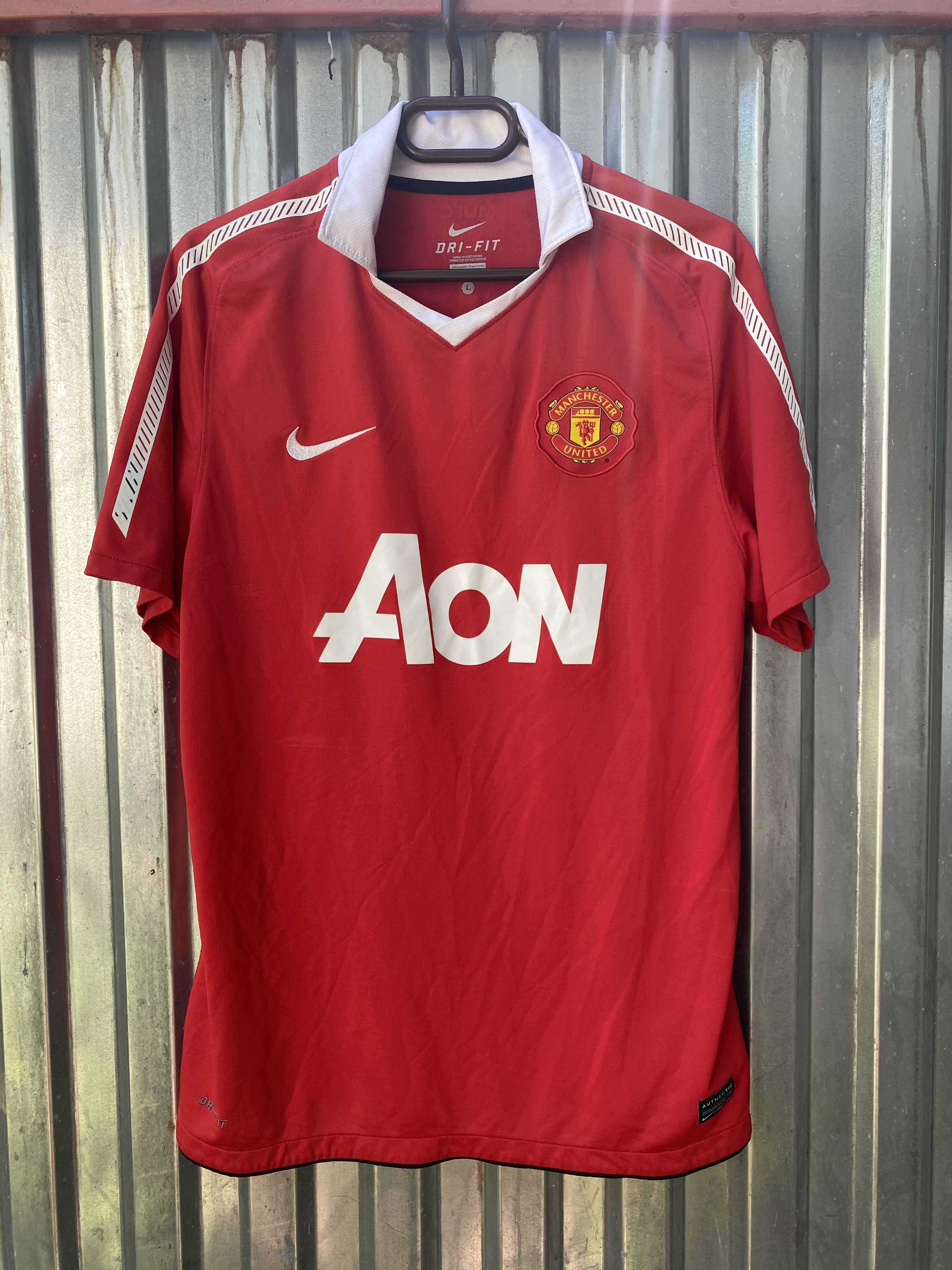 Nike Vintage Nike Manchester United Jersey Tee Size US M / EU 48-50 / 2 - 1 Thumbnail