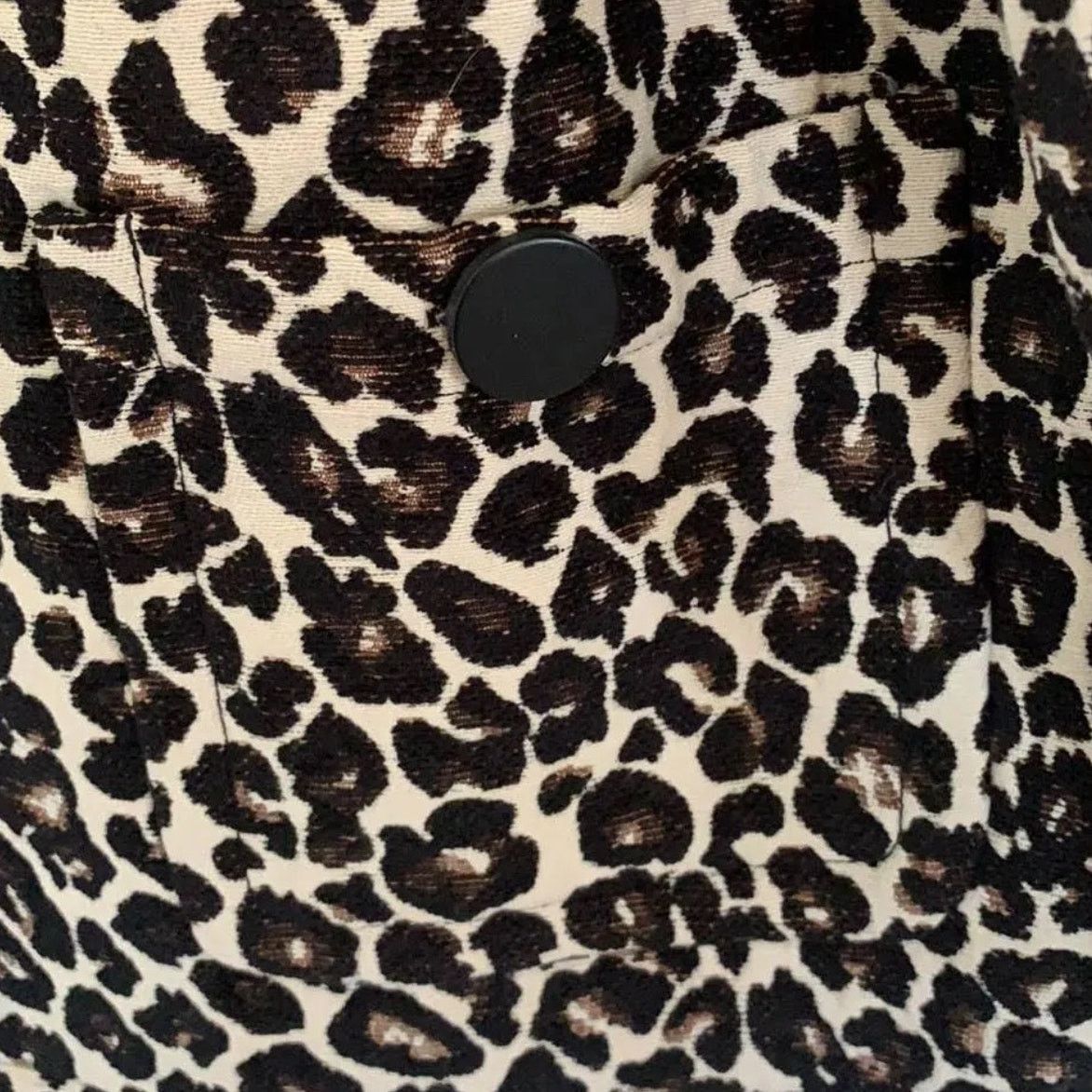 Chicos Chico’s Animal Print Jacquard Jacket Medium NWT Button Front Size M / US 6-8 / IT 42-44 - 9 Thumbnail