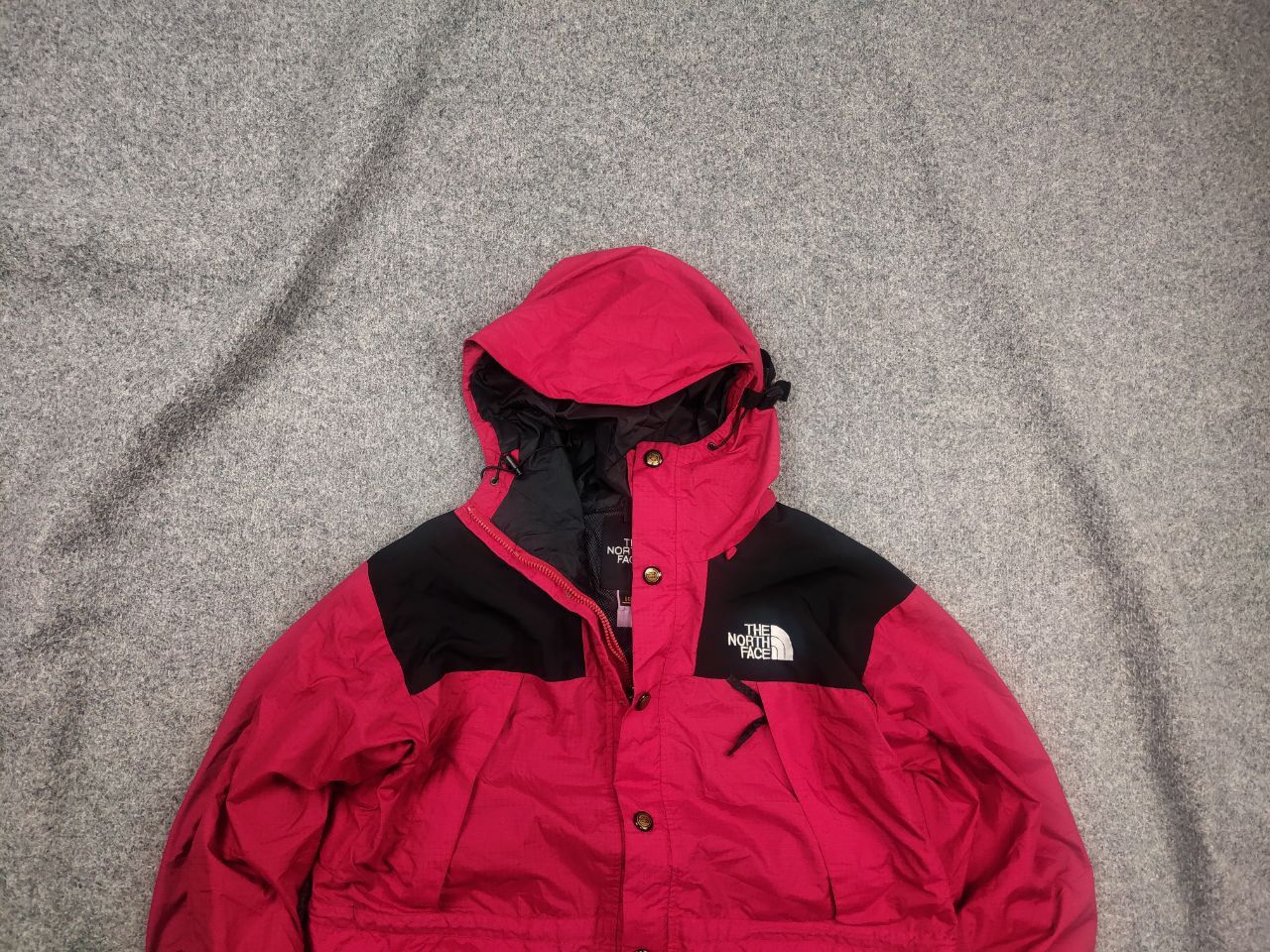 The North Face *RARE* 1999 TNF Mountain Jacket SZ. M Red Black