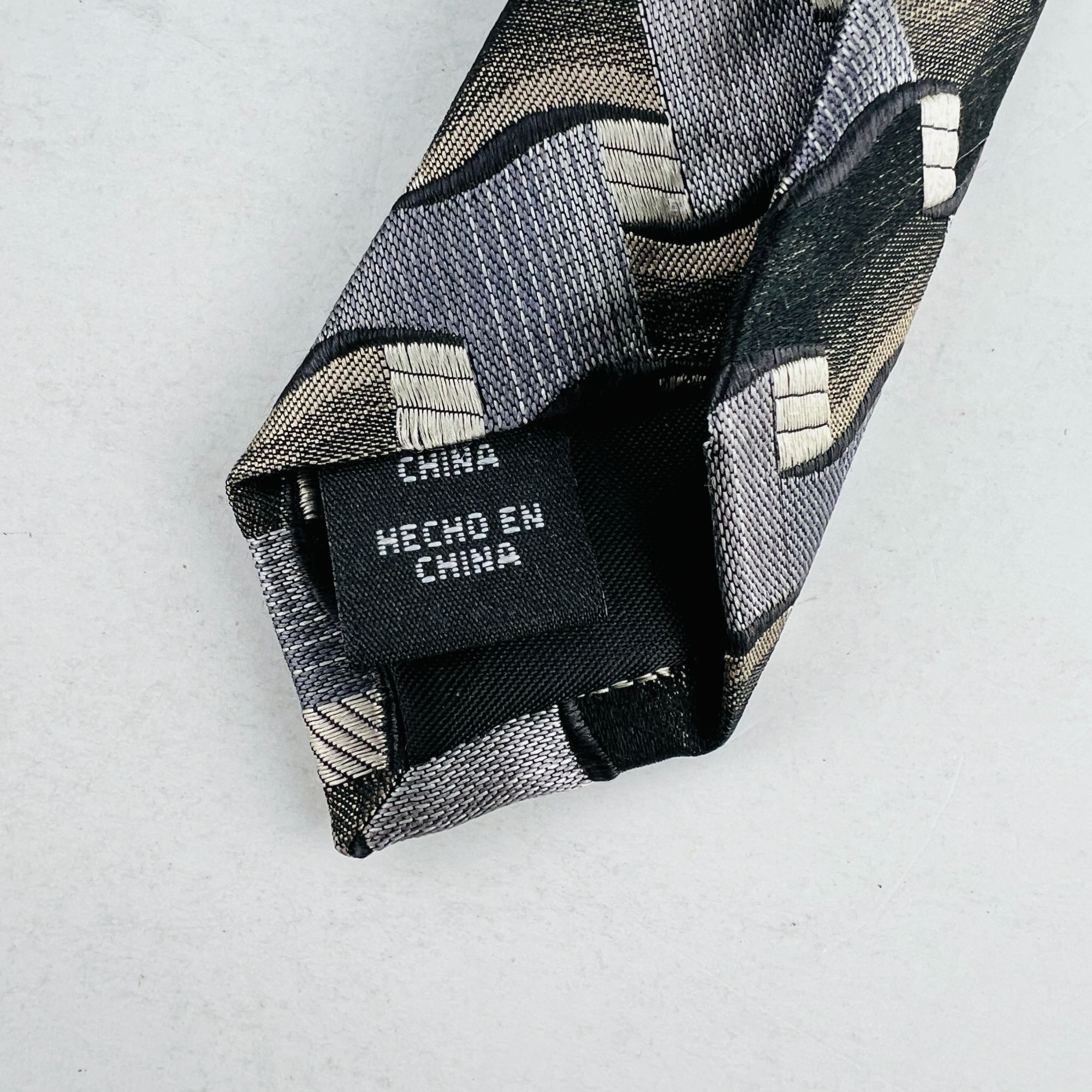 Arrow Arrow Dress Necktie Tie 100% Silk Brown Silver Earthtones Size ONE SIZE - 5 Thumbnail