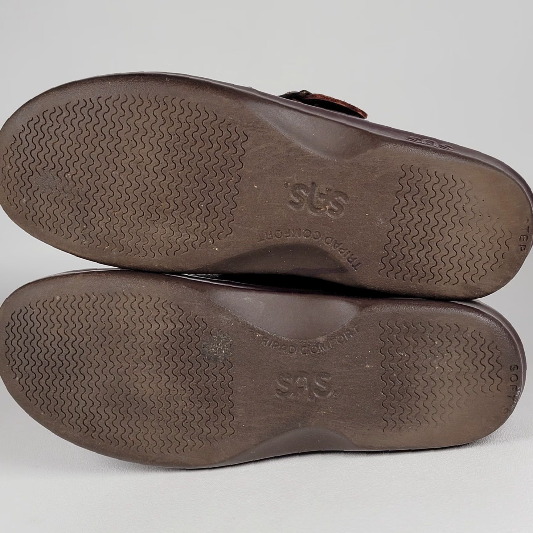 SAS SAS Tripad Comfort Women's Slip On Clogs Mules Brown Leather Buckle 7.5 M Shoes Casual Comfort Modern Classic Travel Workwear Size ONE SIZE - 7 Thumbnail