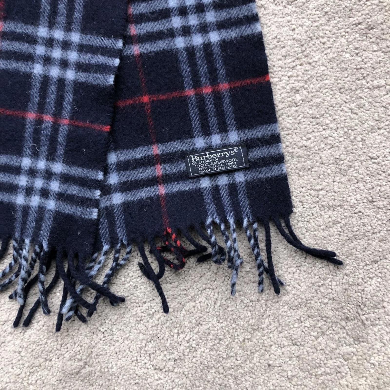 Burberry Vintage Burberry Nova Check Scarf. Size ONE SIZE - 3 Thumbnail