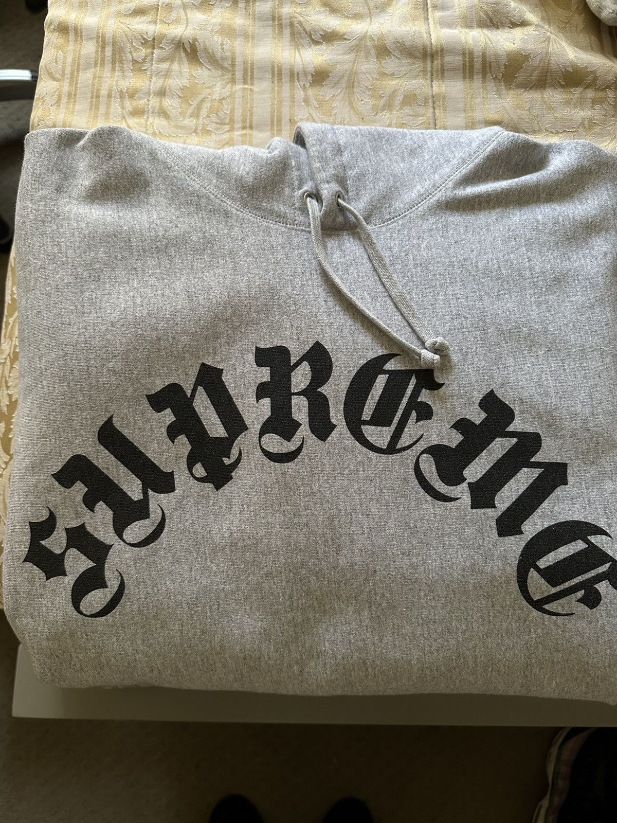 Supreme Supreme FW24 Printed Arc Logo hoodie size L Size US L / EU 52-54 / 3 - 1 Thumbnail