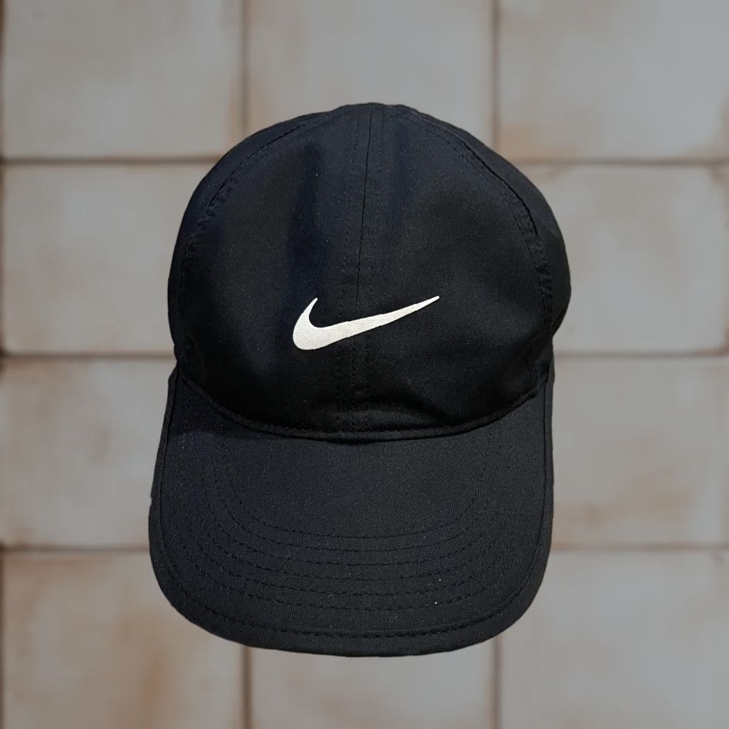 Nike Nike Featherlight Hat Strap Back Black Dri-FIT Running Lightweight Mens One Size Cap Size ONE SIZE - 1 Thumbnail
