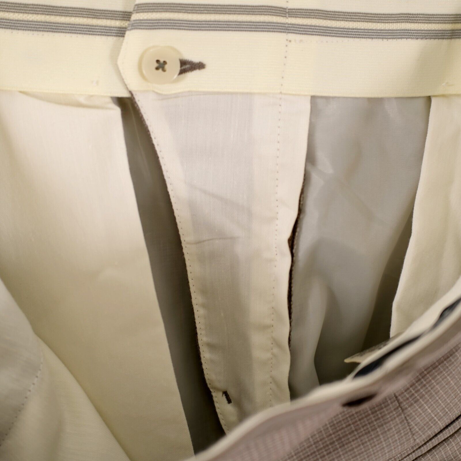 Hart Schaffner Marx Hart Schaffner Marx Wool Blend Beige Check Pleated Mid Rise Size 34R - 9 Thumbnail