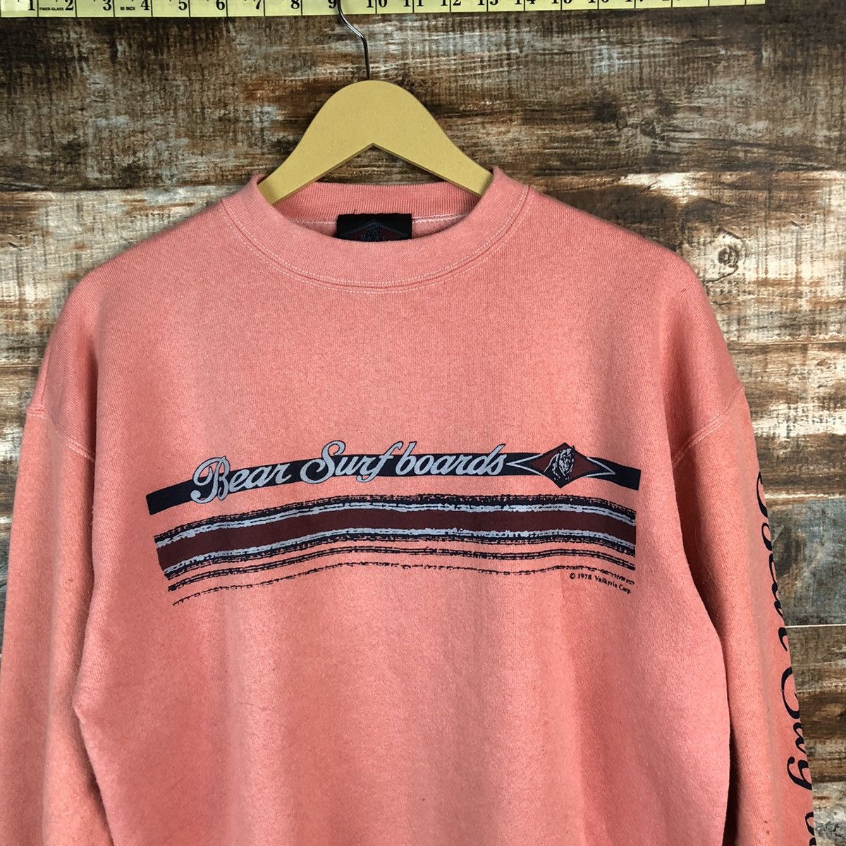 Japanese Brand × Vintage Vintage Sweatshirt Bear Surf Boards Pink #978 Size US M / EU 48-50 / 2 - 5 Thumbnail