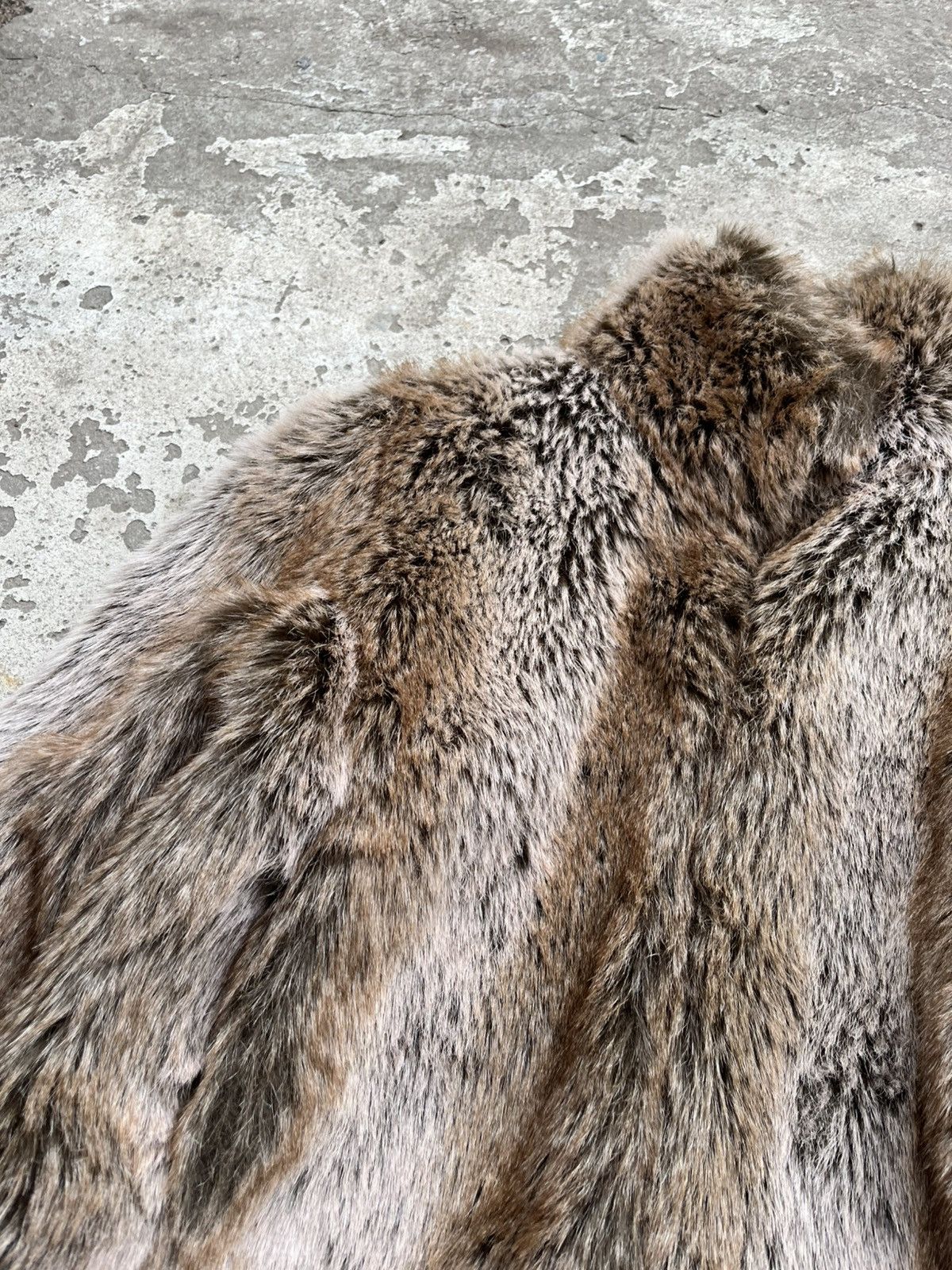 If Six Was Nine × Le Grande Bleu (L.G.B.) Vintage Fluffy Gothic JPG Style Eco Fur Faux Coat Jacket Y2K Size M / US 6-8 / IT 42-44 - 8 Thumbnail