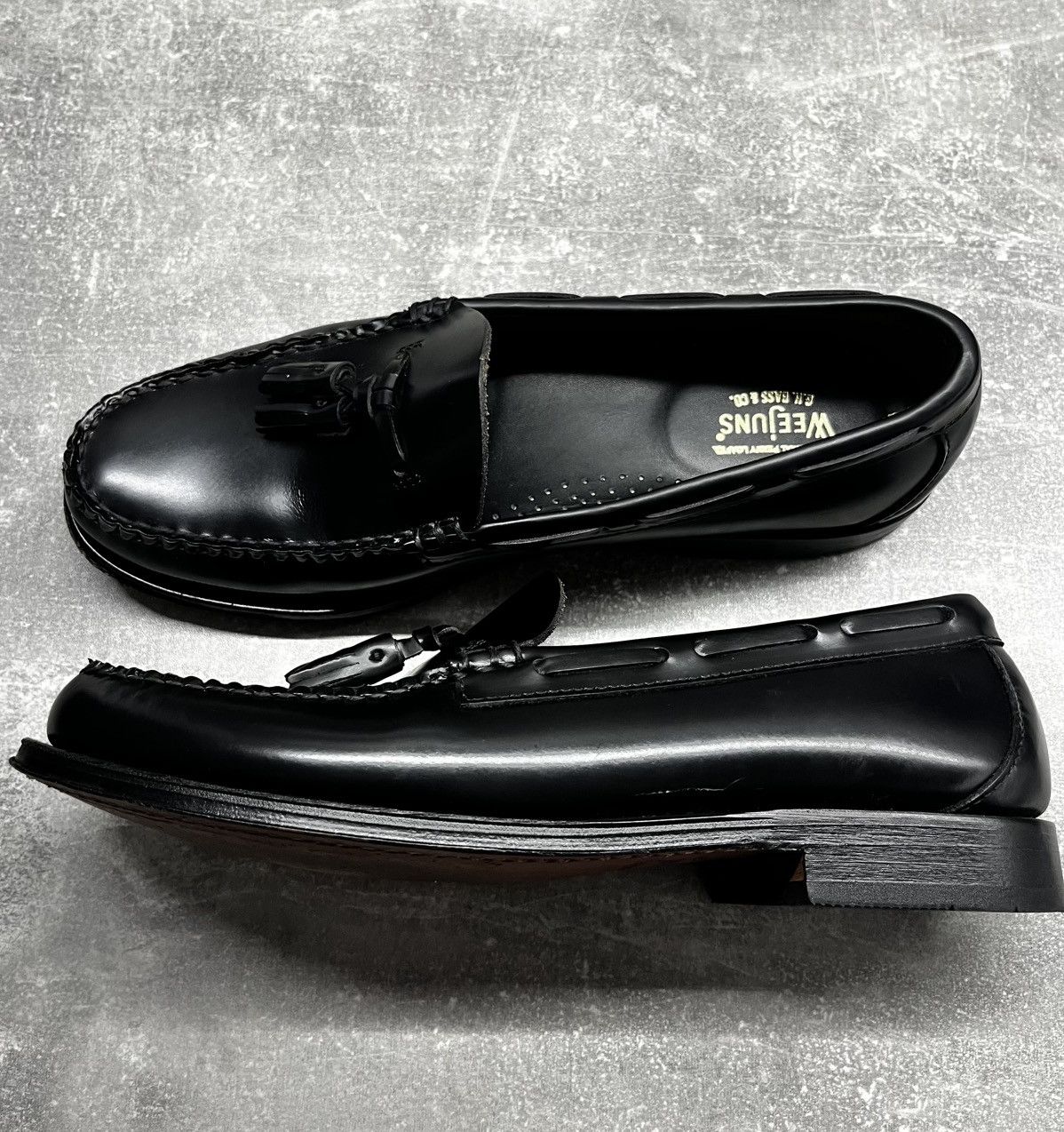 Other WEEJUN HERITAGE LARKIN TASSEL LOAFERS BLACK Size US 9 / EU 42 - 6 Thumbnail