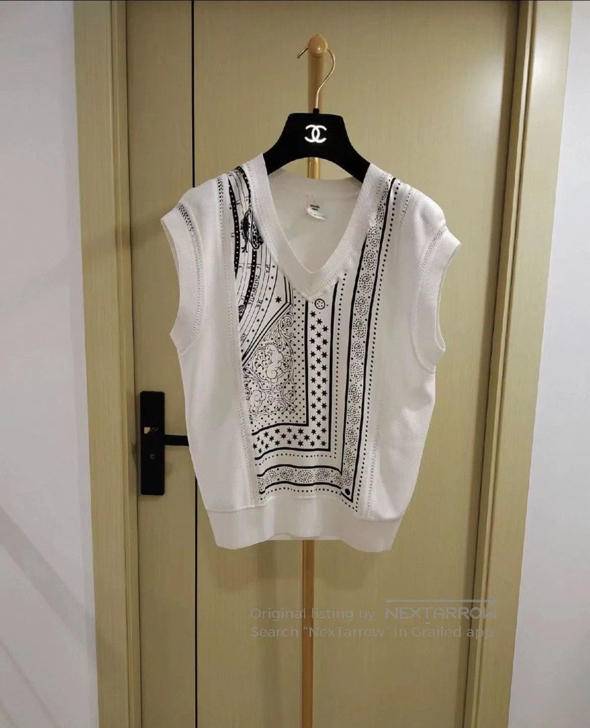 Hermes Hermes Black White Print Knit Vest. Size US S / EU 44-46 / 1 - 1 Thumbnail