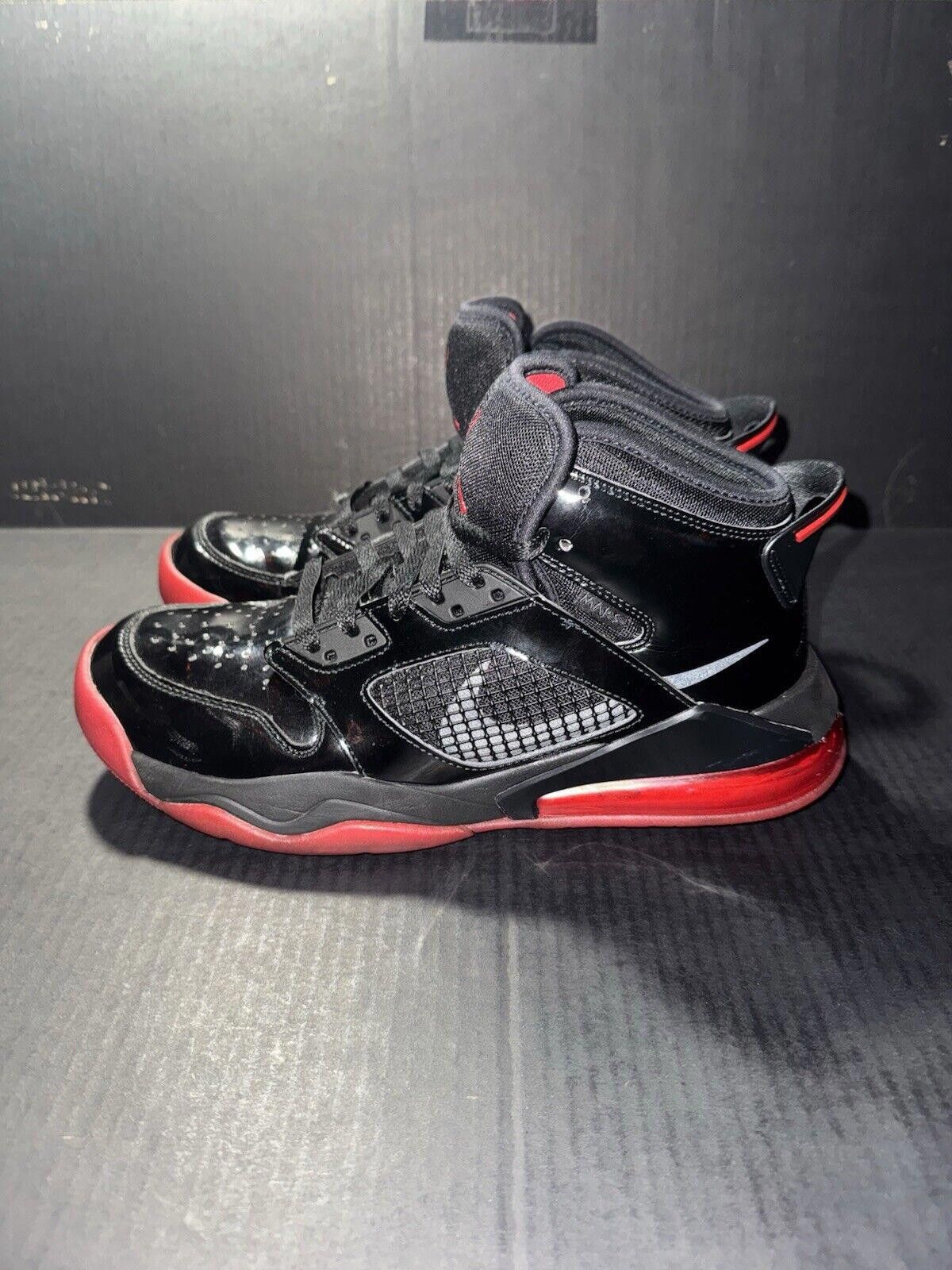 Jordan Brand Nike Air Jordan Mars 270 BRED - CD7070-006 - Size 9 Size US 9 / EU 42 - 5 Thumbnail