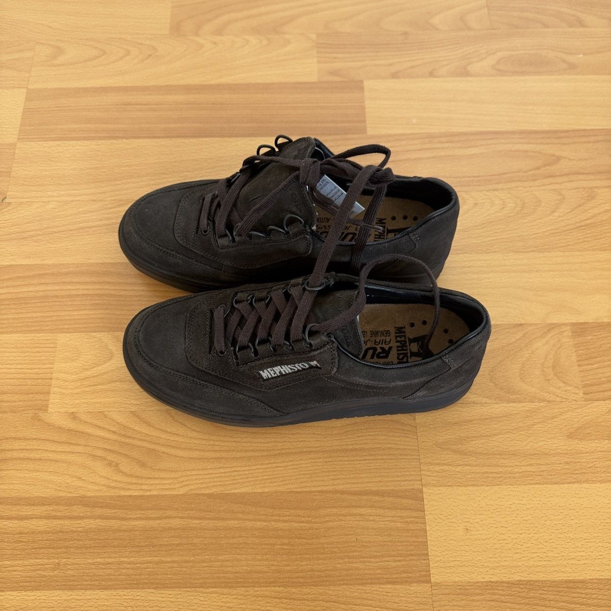 Mephisto body of work & mephisto sneakers Size US 5.5 / EU 38 - 6 Thumbnail