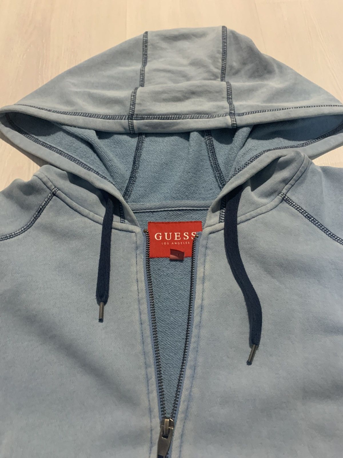 Guess Guess zip-up sweatshirt, light blue color. Size US L / EU 52-54 / 3 - 3 Thumbnail