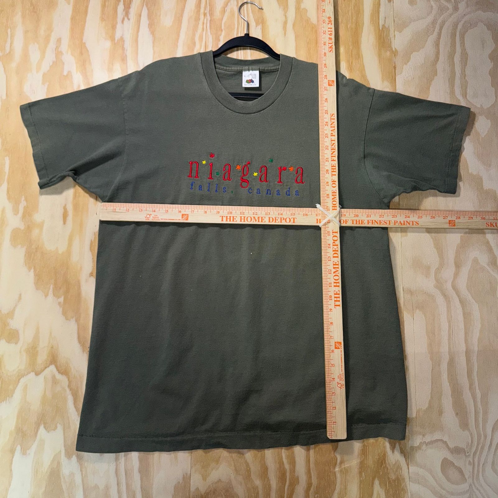 Fruit Of The Loom Vintage Y2K Niagara Falls Canada embroider 1990s tour tshirt Size US XL / EU 56 / 4 - 5 Thumbnail