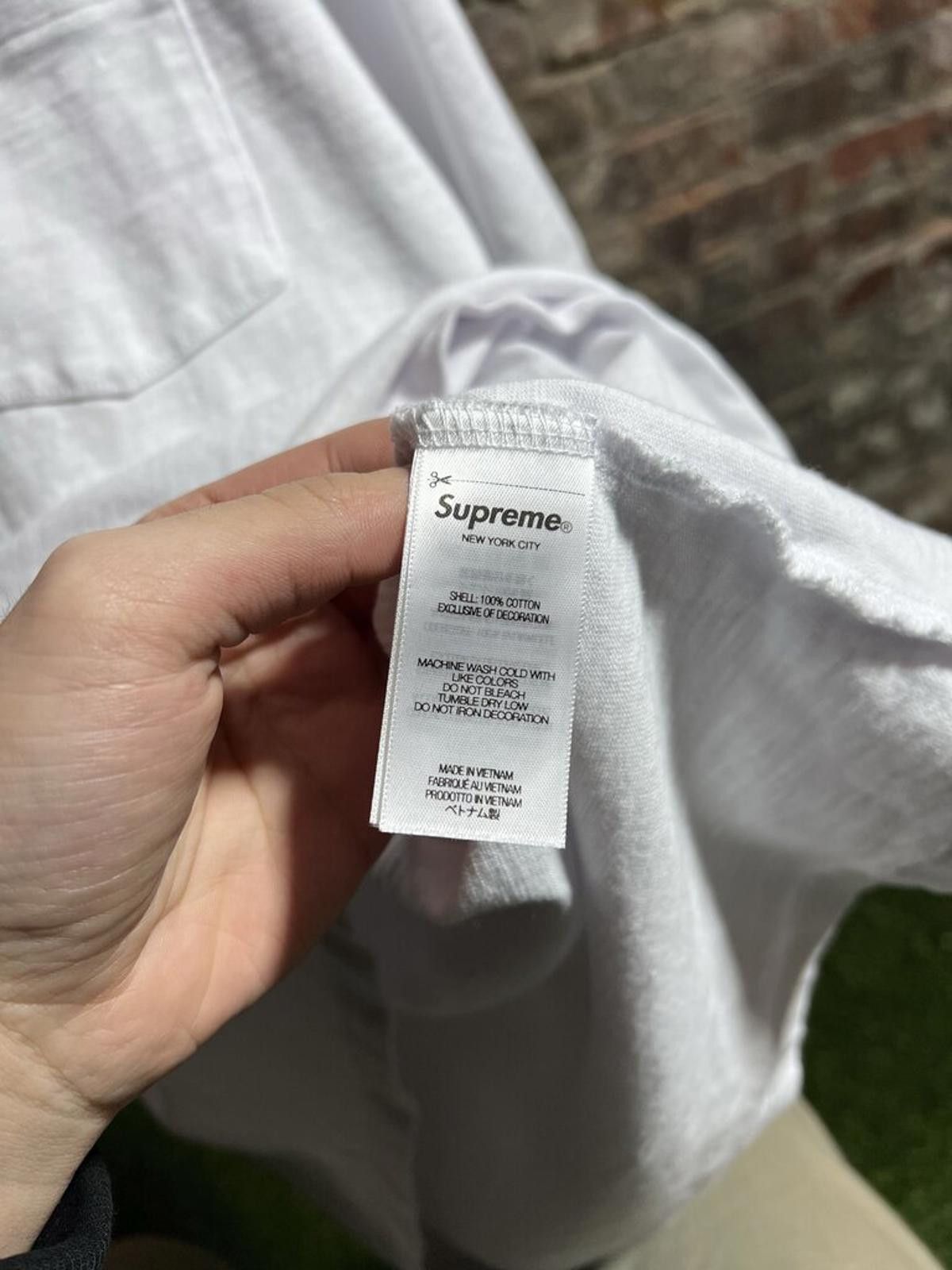 Supreme Supreme White Pocket Tee Sz. L Size ONE SIZE - 4 Thumbnail