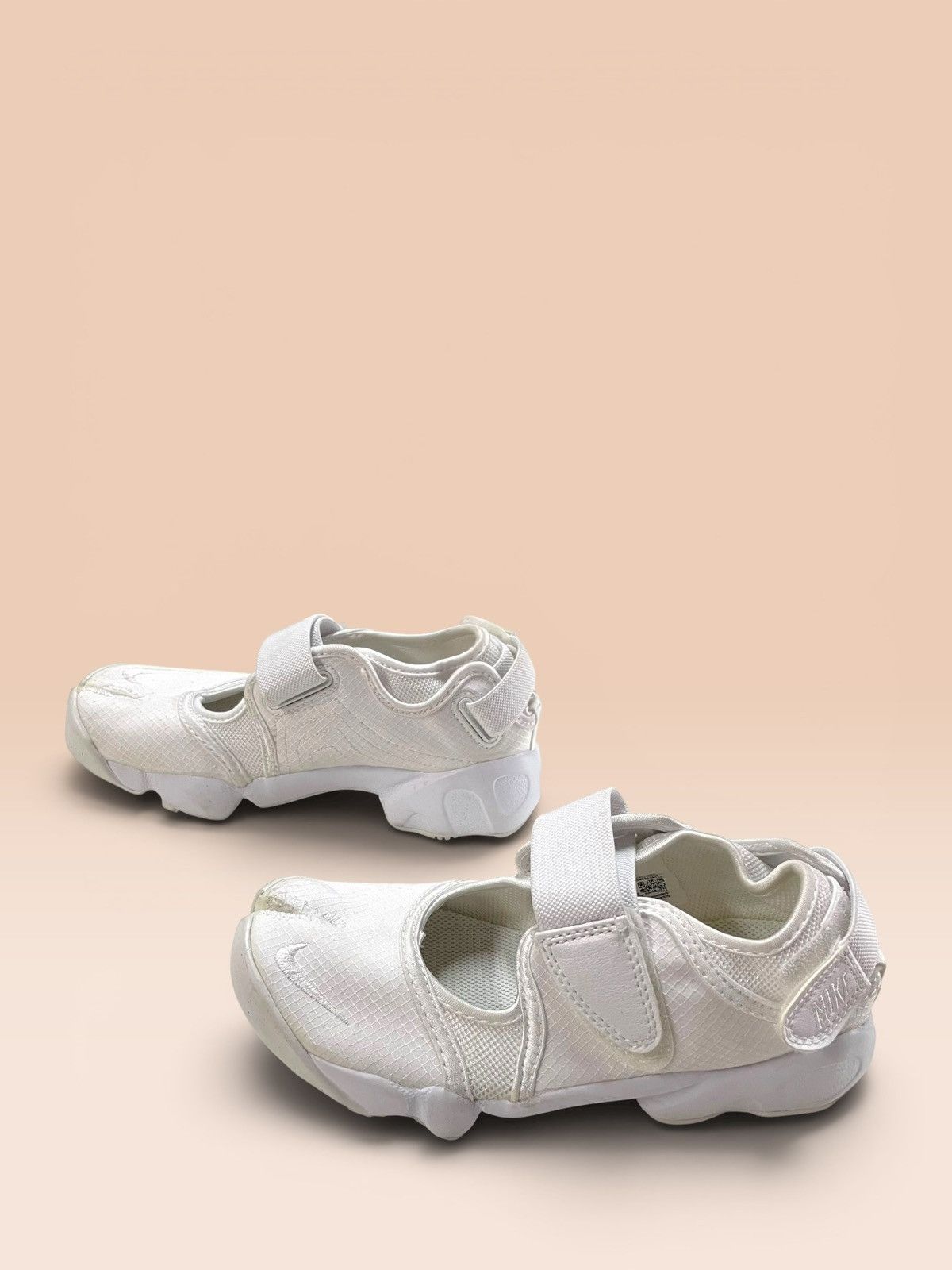 Nike Nike Air Rift Breathe 'White Pure Platinum' Size US 5 / IT 35 - 2 Thumbnail