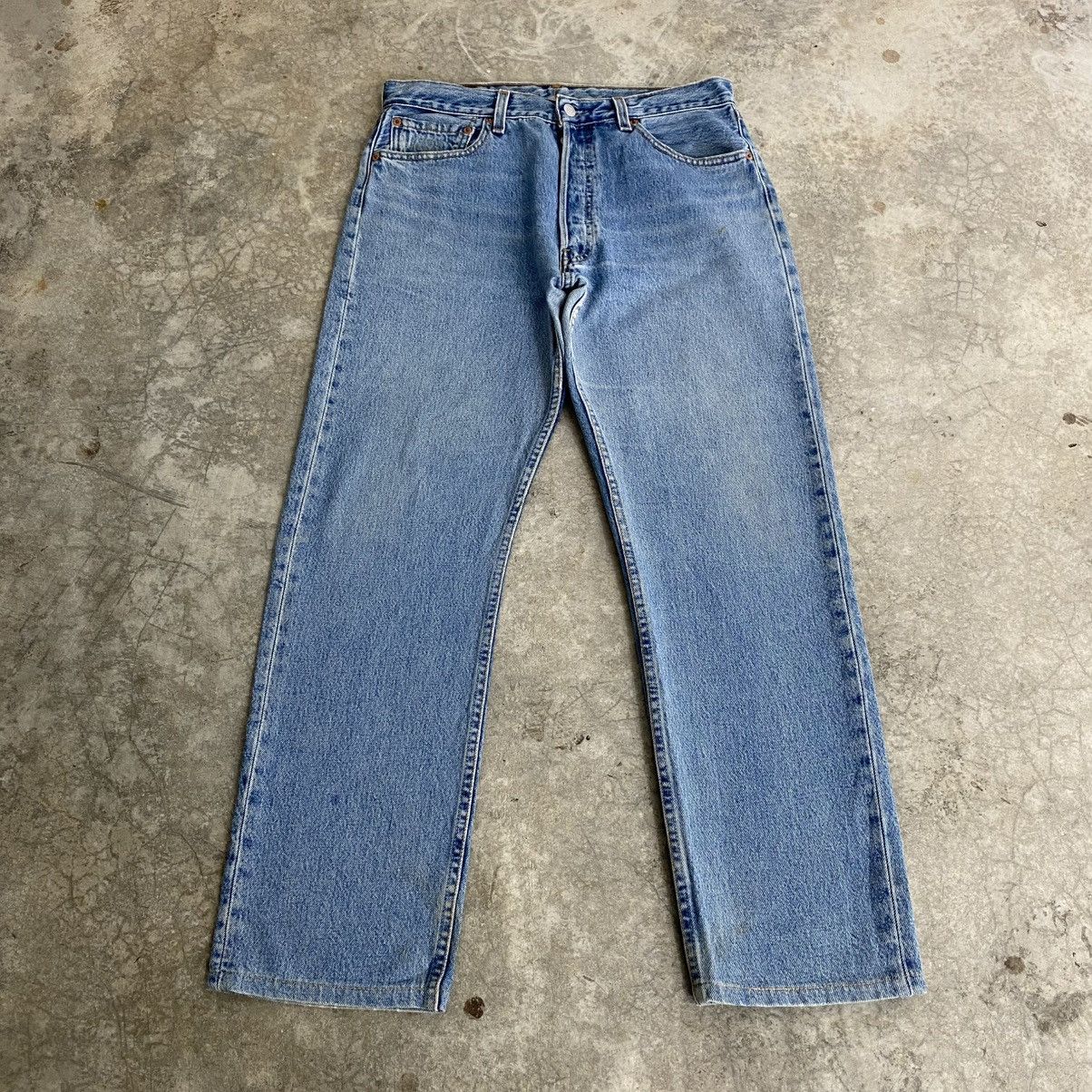 Levi's Size 32x29.5 Vintage Early 2000 Levis 501 Washed Blue Jeans Size US 32 / EU 48 - 1 Thumbnail