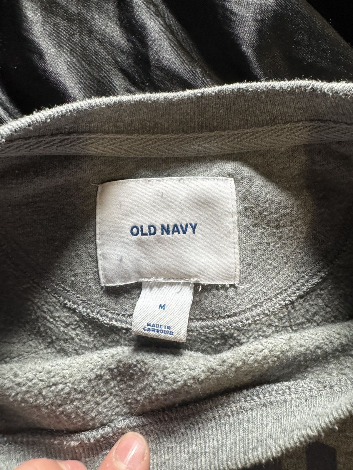 Old Navy Old Navy Sweatshirt Size US M / EU 48-50 / 2 - 2 Thumbnail