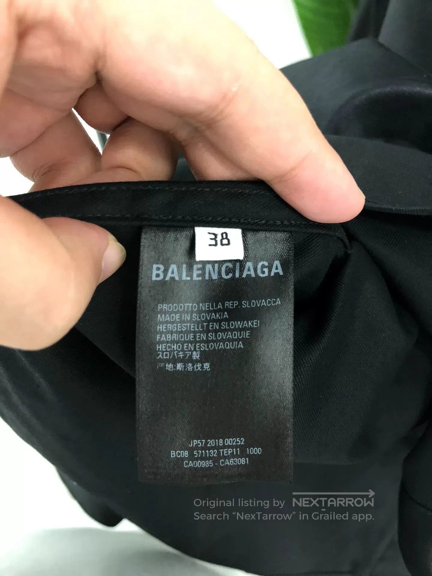 Balenciaga balenciaga graffiti print shirt jacket. Size US M / EU 48-50 / 2 - 4 Thumbnail