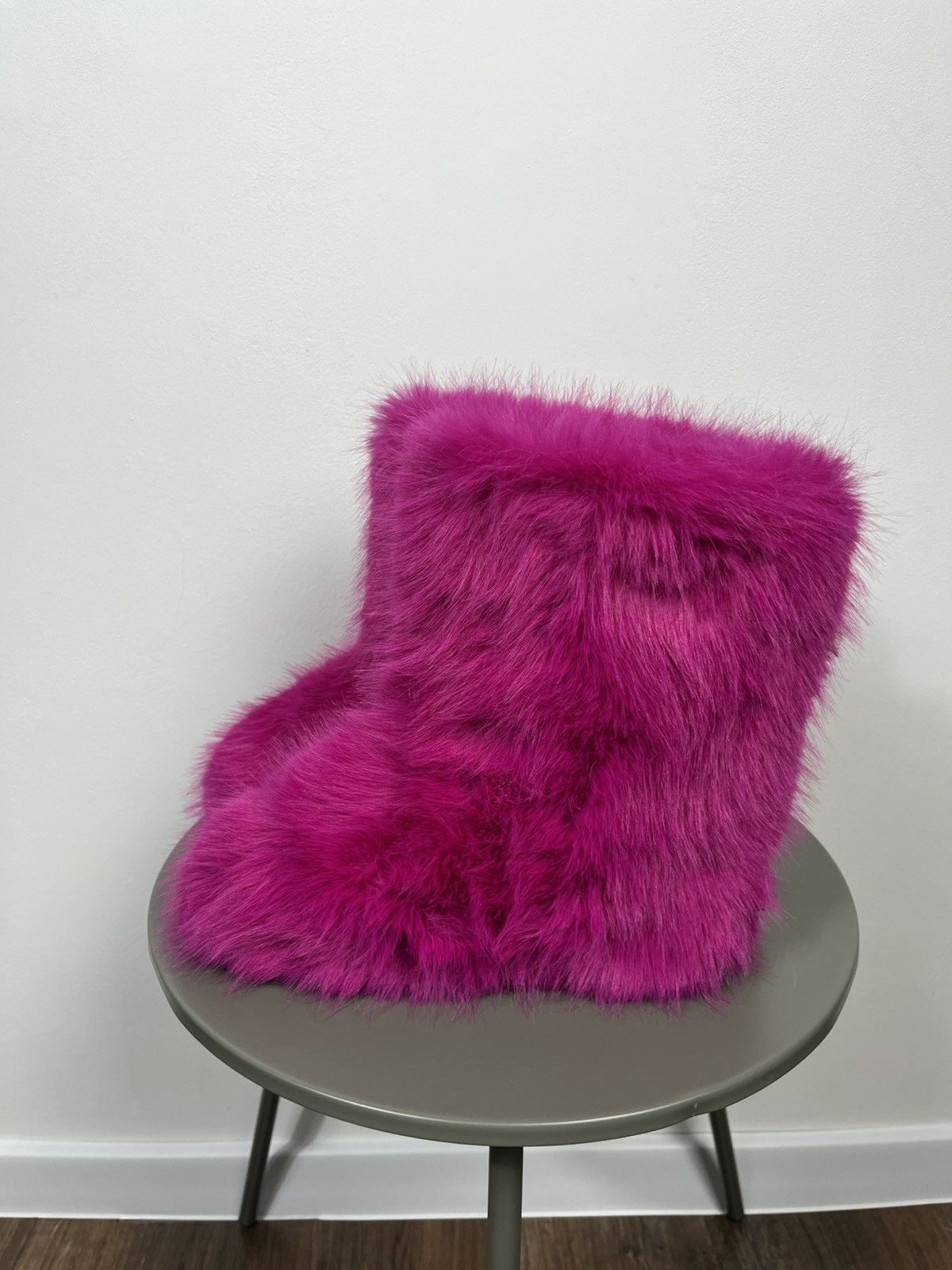 Other Y2K Faux Fur Slippers Pink Avant Garde EU 38 US 7 Size US 7 / IT 37 - 4 Thumbnail