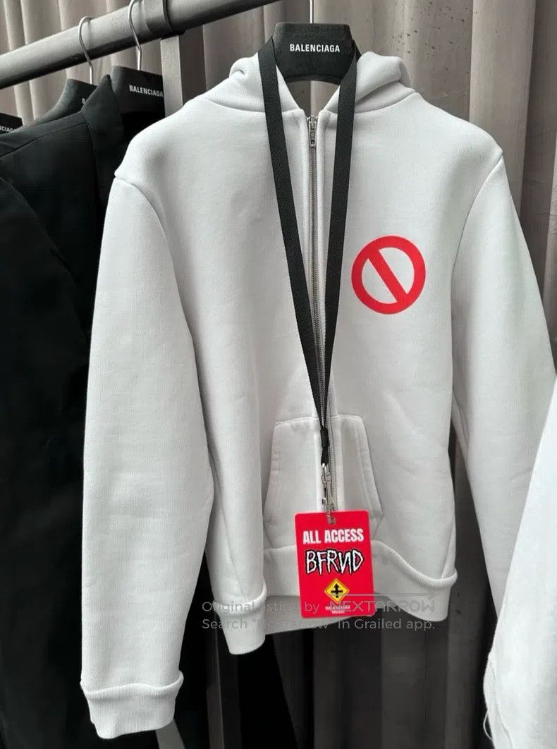 Balenciaga Balenciaga No Entry music collaboration zip-up hoodie Size US S / EU 44-46 / 1 - 1 Thumbnail
