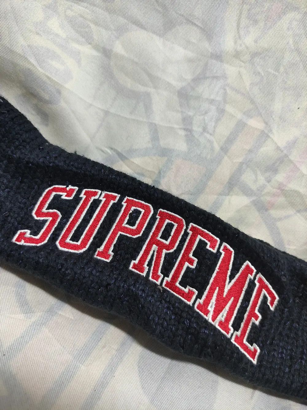 New Era × Supreme SUPREME X NEW ERA SEQUIN ARC LOGO HEADBAND Size ONE SIZE - 2 Thumbnail