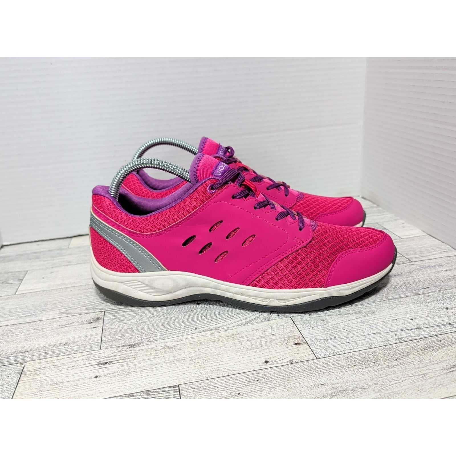Vionic Vionic Venture Athletic Walking Shoes Women's 8.5 Sneakers Size US 8.5 / IT 38.5 - 1 Thumbnail