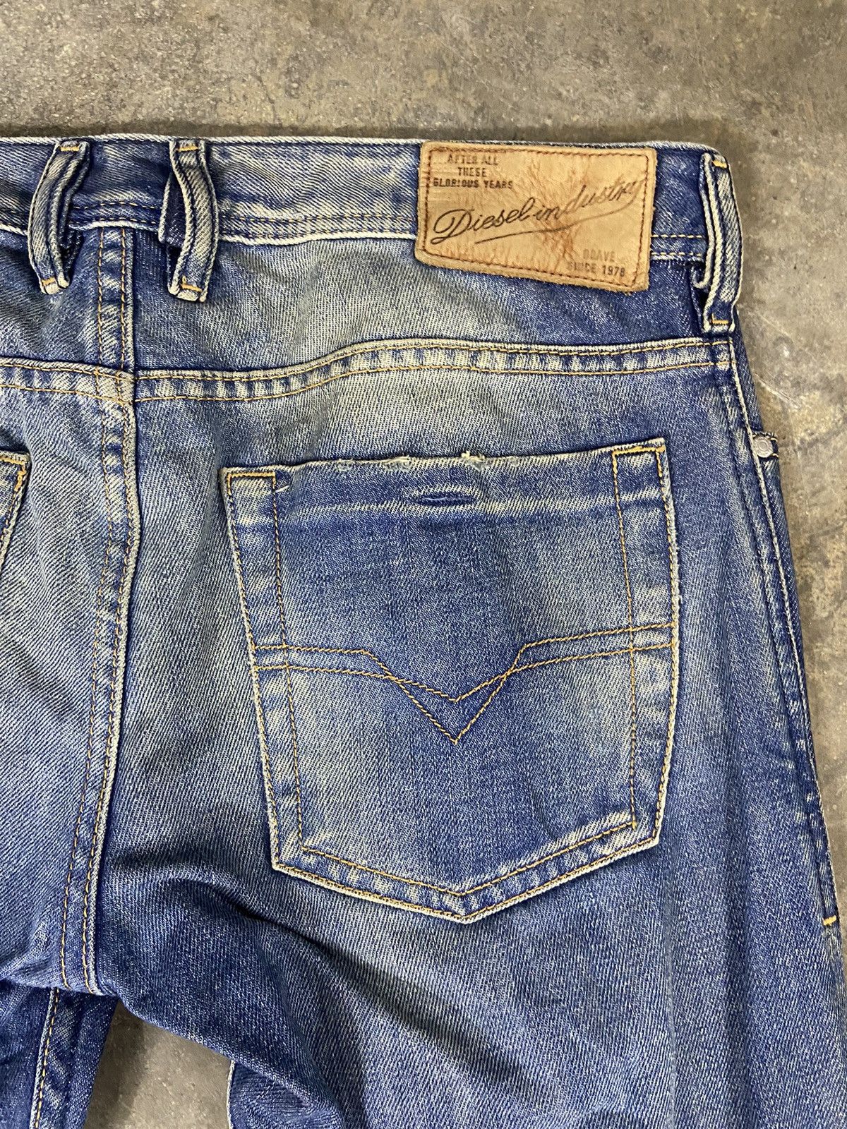 Diesel 🔥 Distressed Jeans Diesel Flared jeans wide baggy Size US 32 / EU 48 - 12 Thumbnail