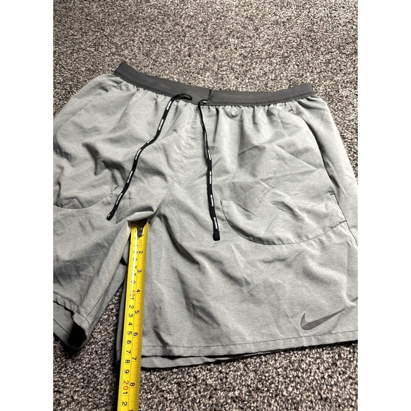 Nike Nike Flex Stride Running Shorts Mens Large Gray 5" CJ5467 Size US 33 - 4 Thumbnail