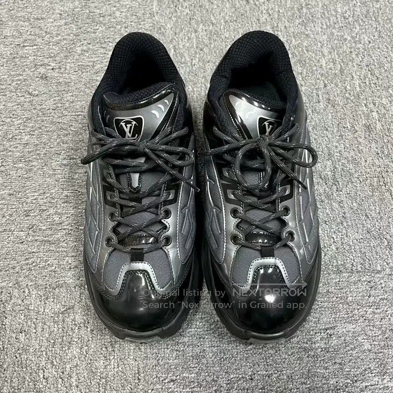 Louis Vuitton Louis Vuitton Black Leather Round Toe Lace Up Low Top Casu Size US 5.5 / EU 38 - 2 Thumbnail