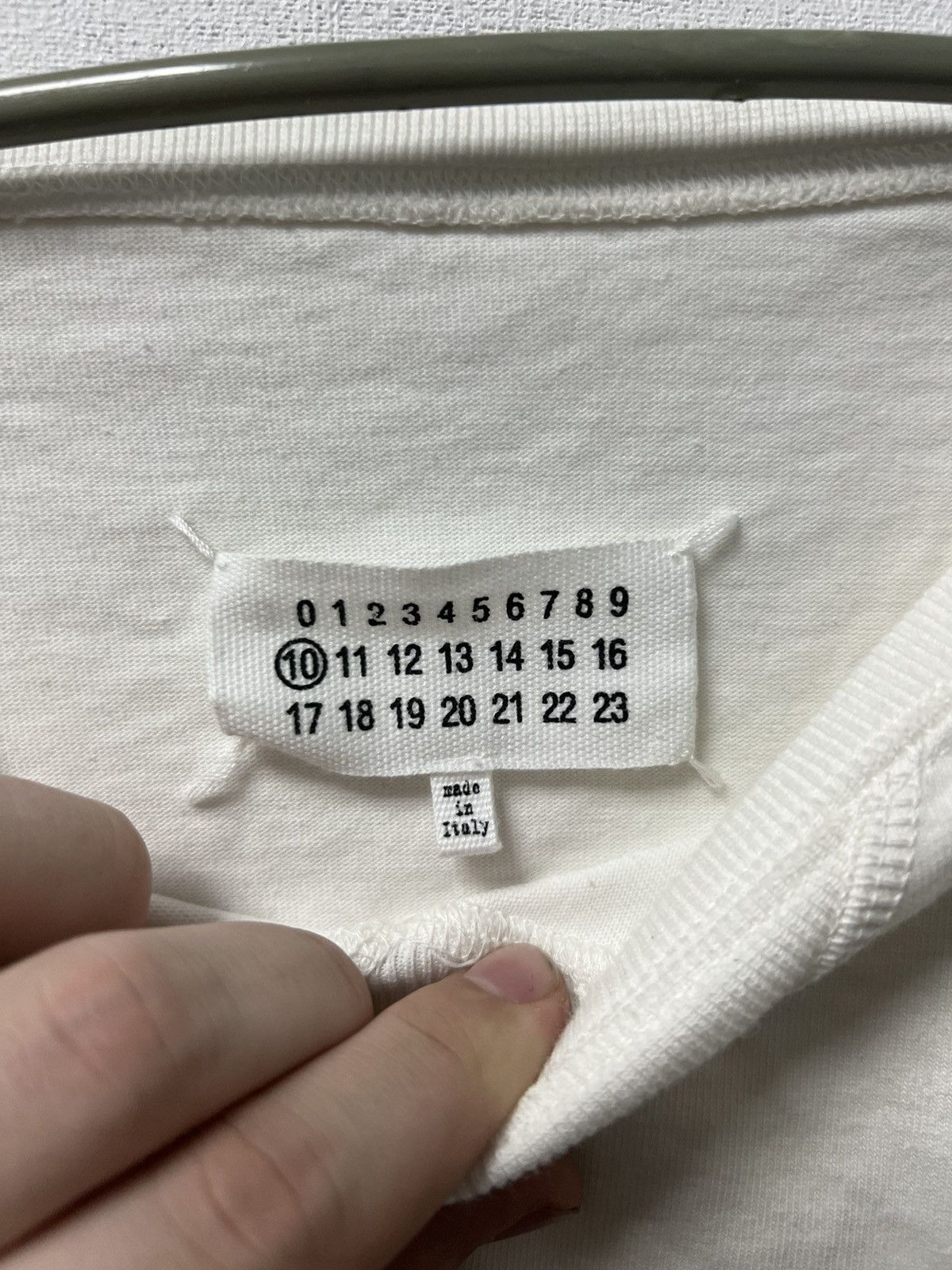 Maison Margiela Maison Margiela Big Logo Sweatshirt Luxury White Mens Size US S / EU 44-46 / 1 - 11 Thumbnail