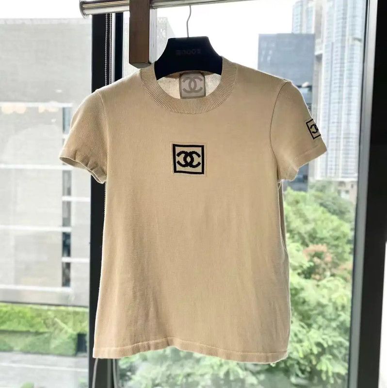 Chanel Khaki Cotton Women's T-shirt 0089