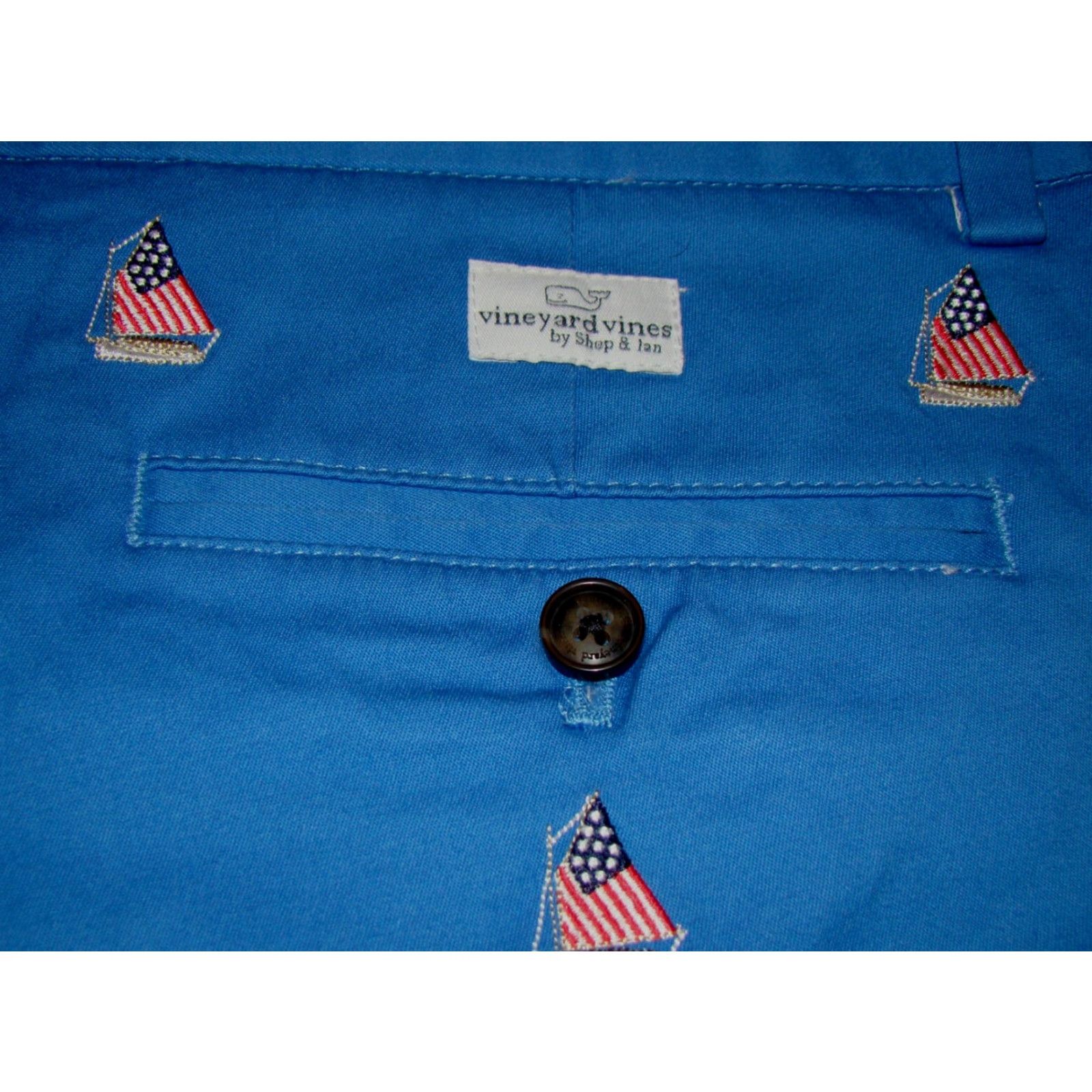 Vineyard Vines VINTAGE? No — but not vintage. Vineyard Vines Mens Size 30 Blue USA Embroidered Flag Sail Boat Breaker Shorts Shirt? Size US 30 / EU 46 - 6 Thumbnail