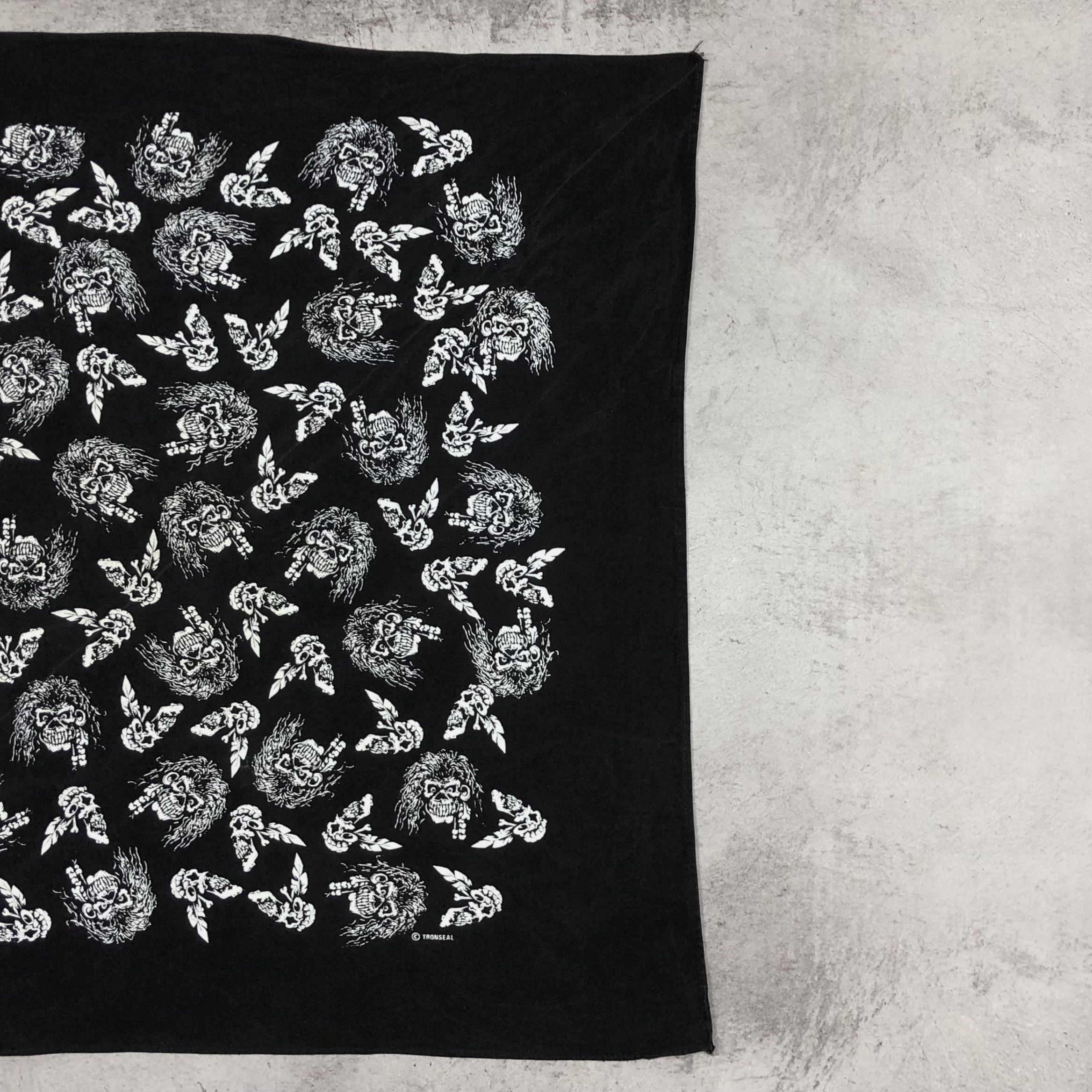 Vintage Vintage Tronseal Skulls Bandana iron maiden eddie Size ONE SIZE - 7 Thumbnail