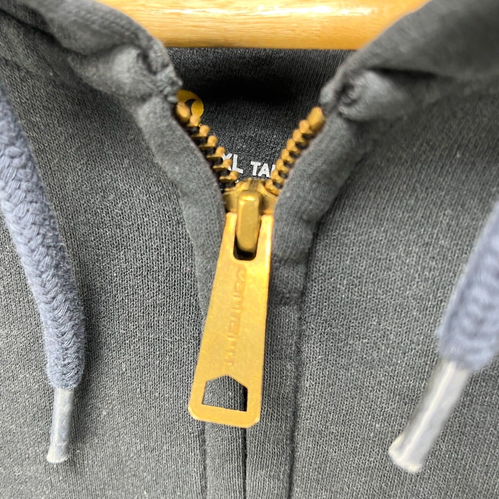 Carhartt VINTAGE Carhartt Hoodie XL Tall Black Long Sleeve 90s Mens Zip Pullover Distressed Size US XL / EU 56 / 4 - 4 Thumbnail