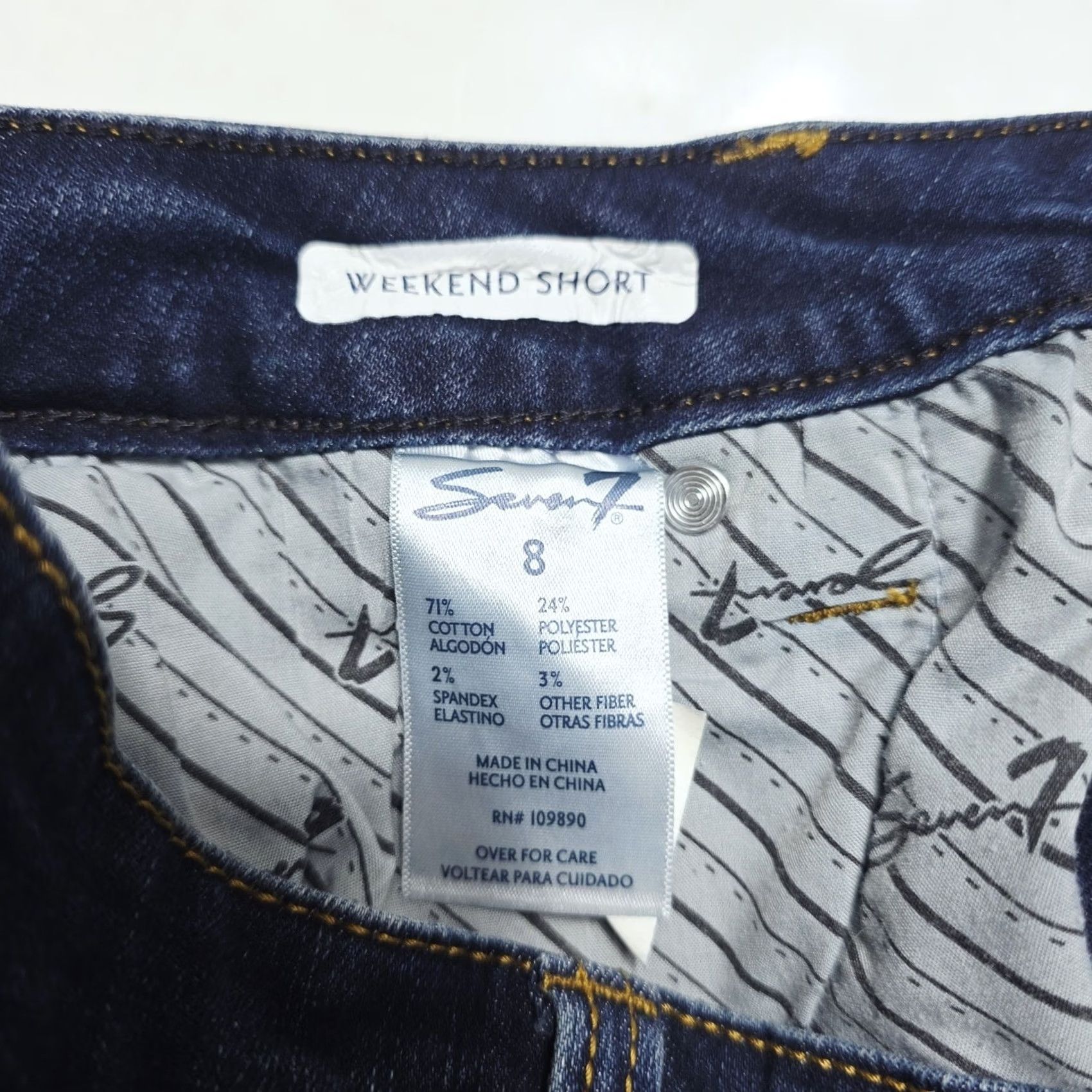 Vintage Seven7 Weekend Shorts Denim Jean Size 8 Mid Rise Casual Summer Womens Bermuda Denim Shorts 5-Pocket Blue Size 30" / US 8 / IT 44 - 8 Thumbnail
