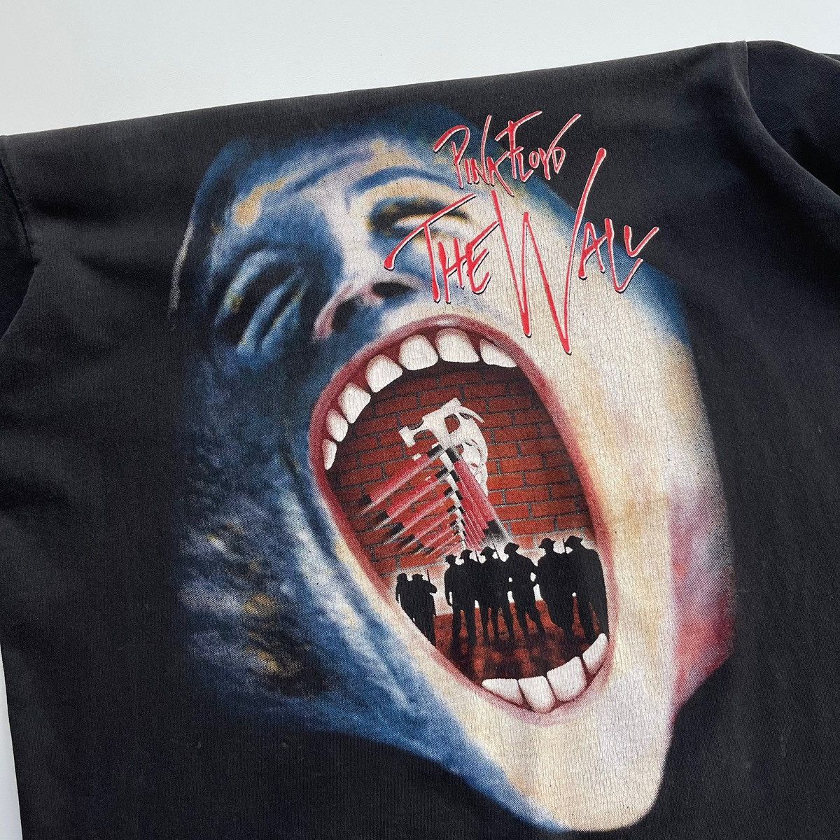 Pink Floyd × Vintage Pink Floyd The Wall Face Scream 90’s Vintage T-Shirt Black Size US M / EU 48-50 / 2 - 6 Thumbnail