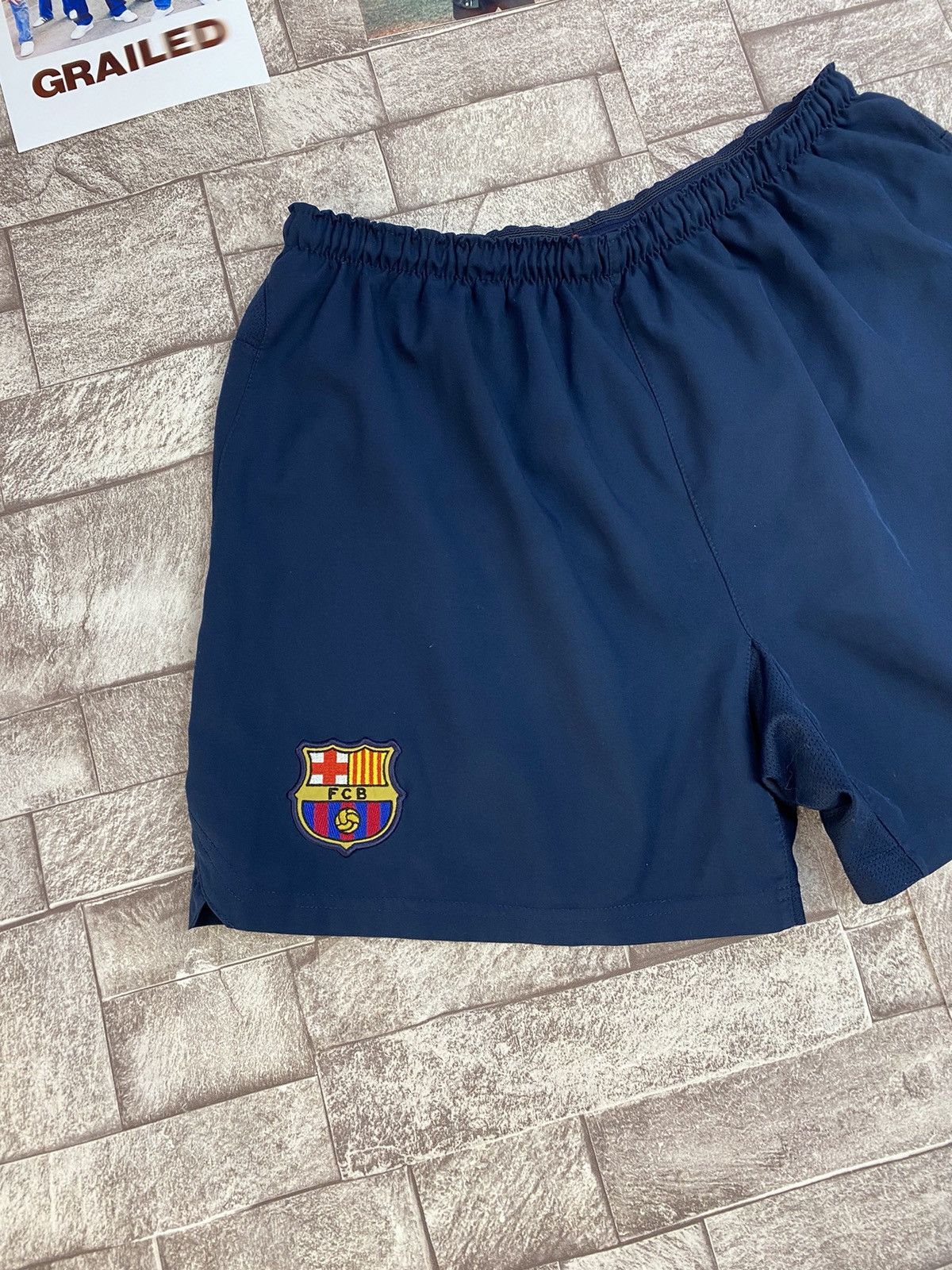 Nike × Vintage FC BARCELONA HOME FOOTBALL SOCCER SHORTS NIKE Size US 32 / EU 48 - 2 Thumbnail