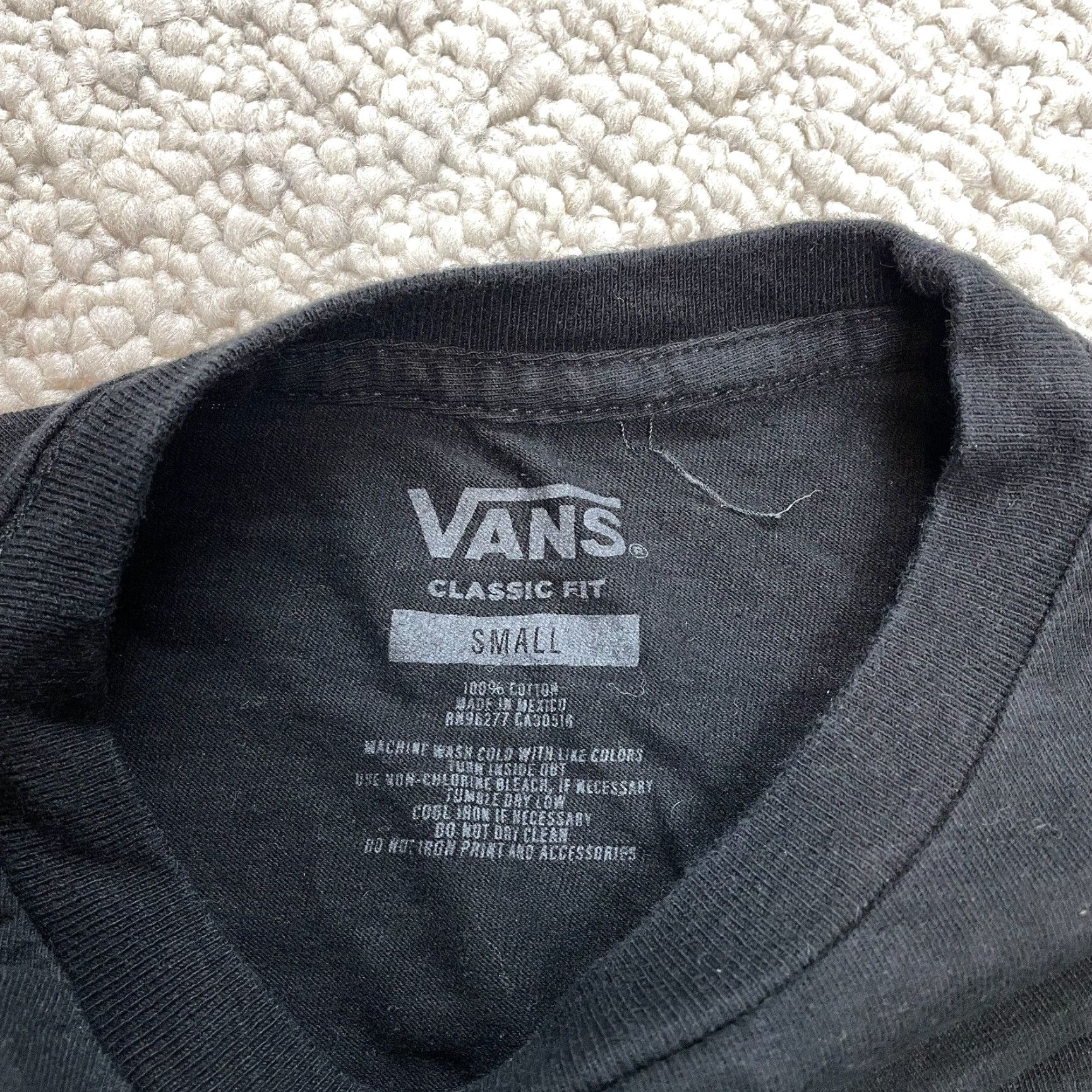 Vans Vans Off the Wall Shirt Mens Small Black Lit Since 66 Logo Long Sleeve Crew Neck Cotton Jersey Regular Fit Size US S / EU 44-46 / 1 - 4 Thumbnail
