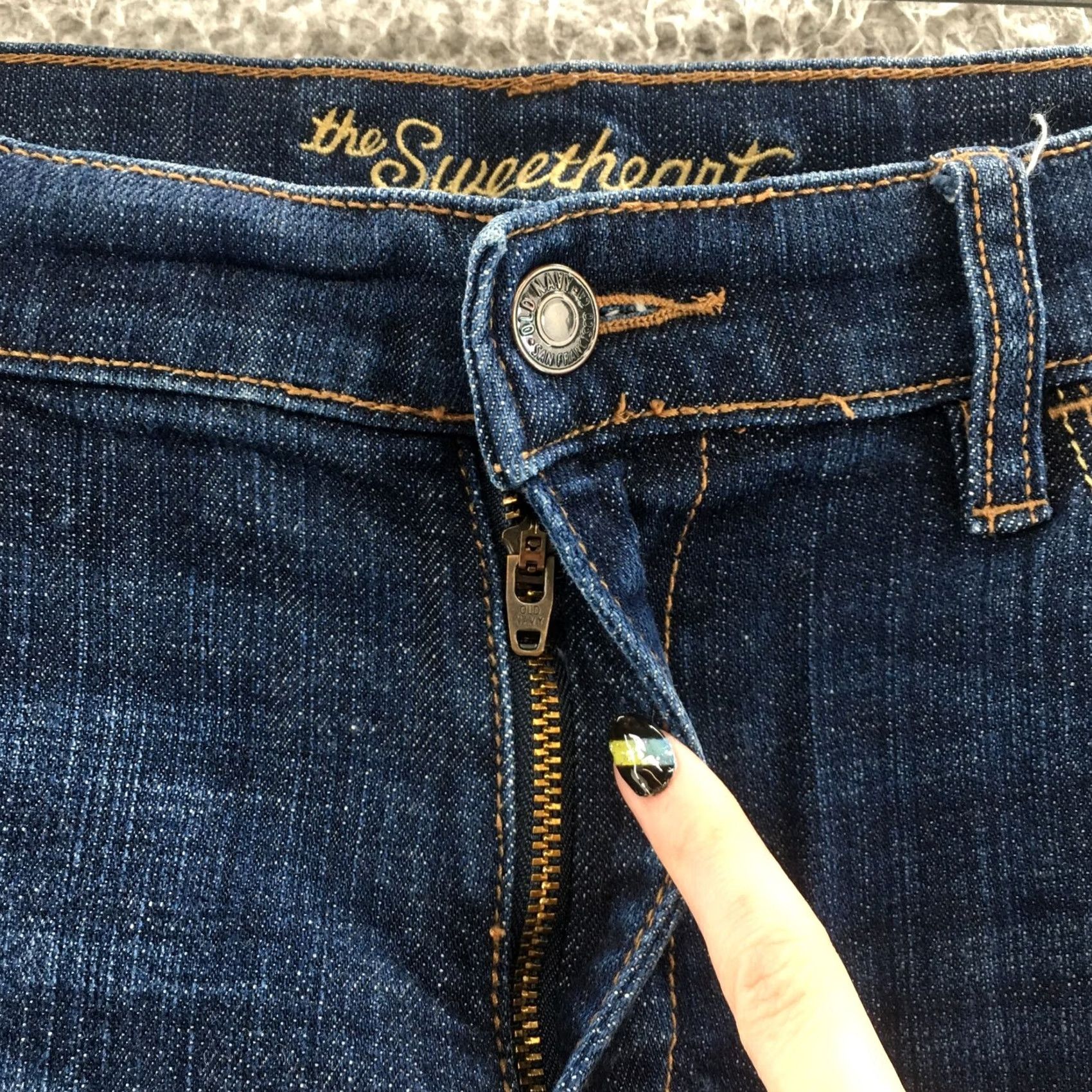 Old Navy Old Navy Jeans Womens 8R The Sweetheart Bootcut Blue Denim Zip Regular 34x32 5-Pocket Classic Vintage No Size 30" / US 8 / IT 44 - 3 Thumbnail