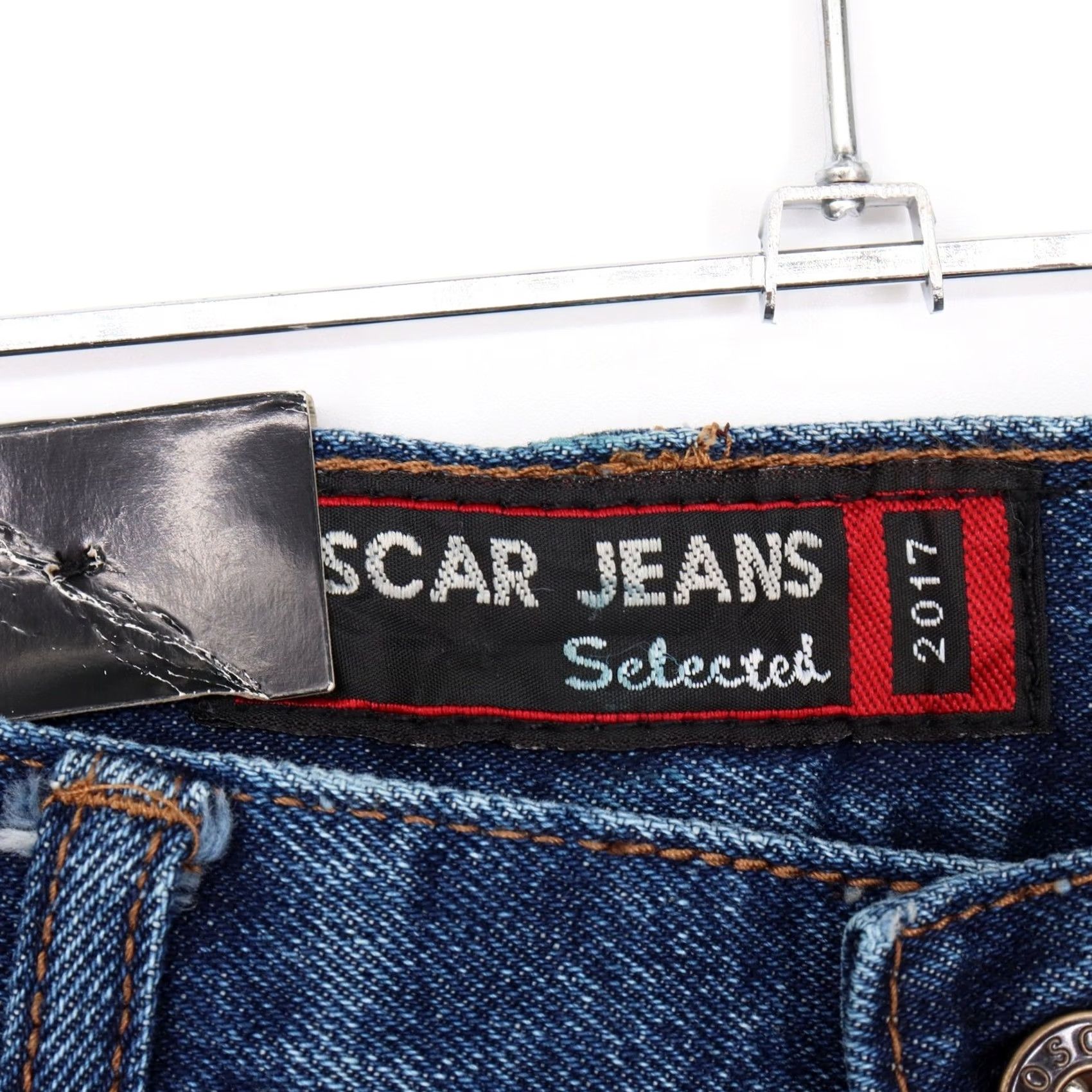Denime Oscar Jeans Jeans Stone Wash Blue Straight Leg Comfort Fit 32x30 NWT Mens Regular CA999 Denim Stone wash Blue 5-Pocket Mens Jeans Size US 32 / EU 48 - 5 Thumbnail