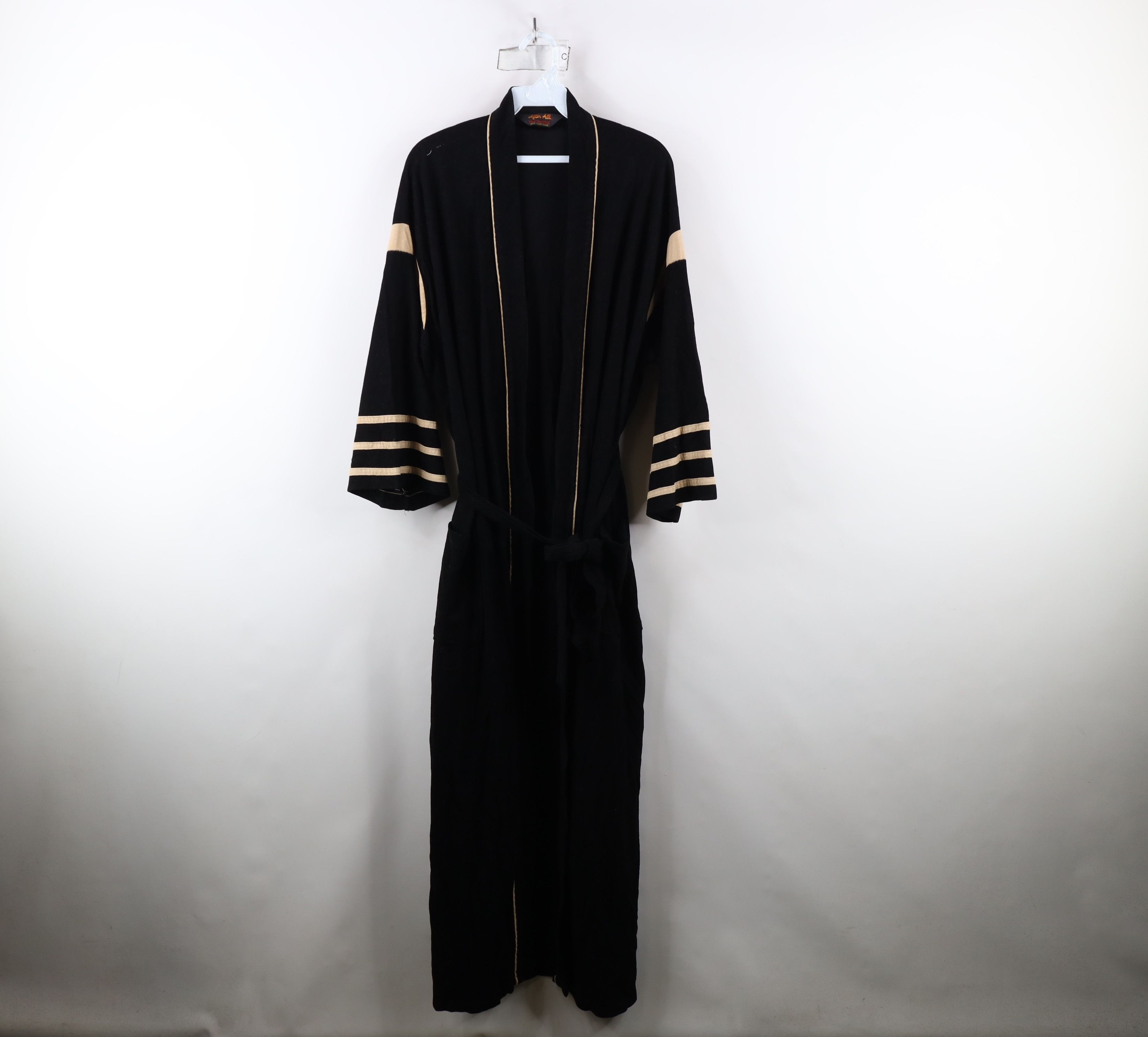 Vintage Vintage 60s Streetwear Striped Velour Belted Bath Robe Size US L / EU 52-54 / 3 - 1 Thumbnail