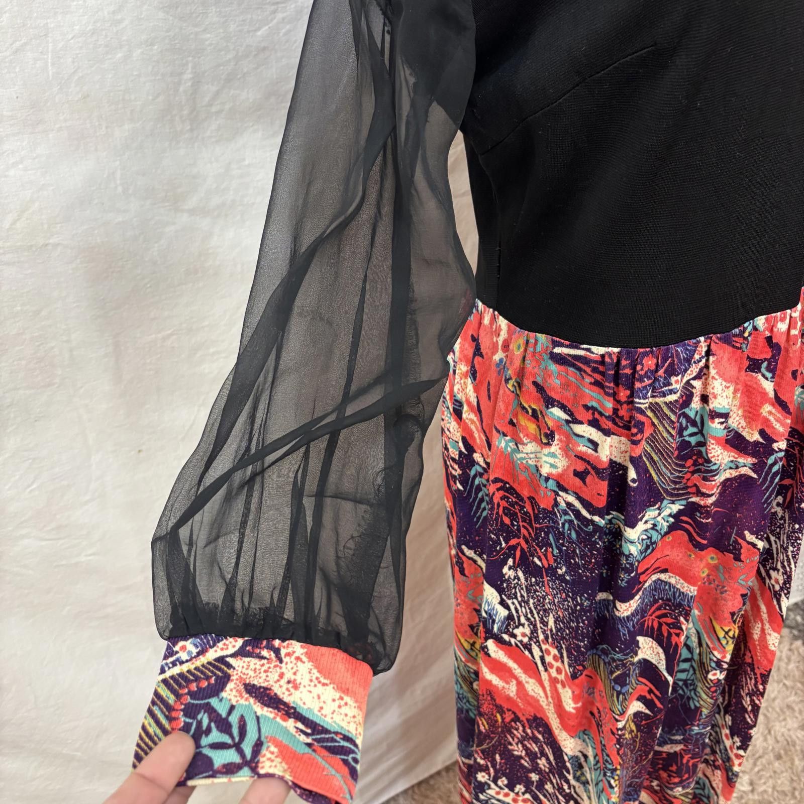 Other Vtg 70s psychedelic abstract dress Size M / US 6-8 / IT 42-44 - 2 Thumbnail